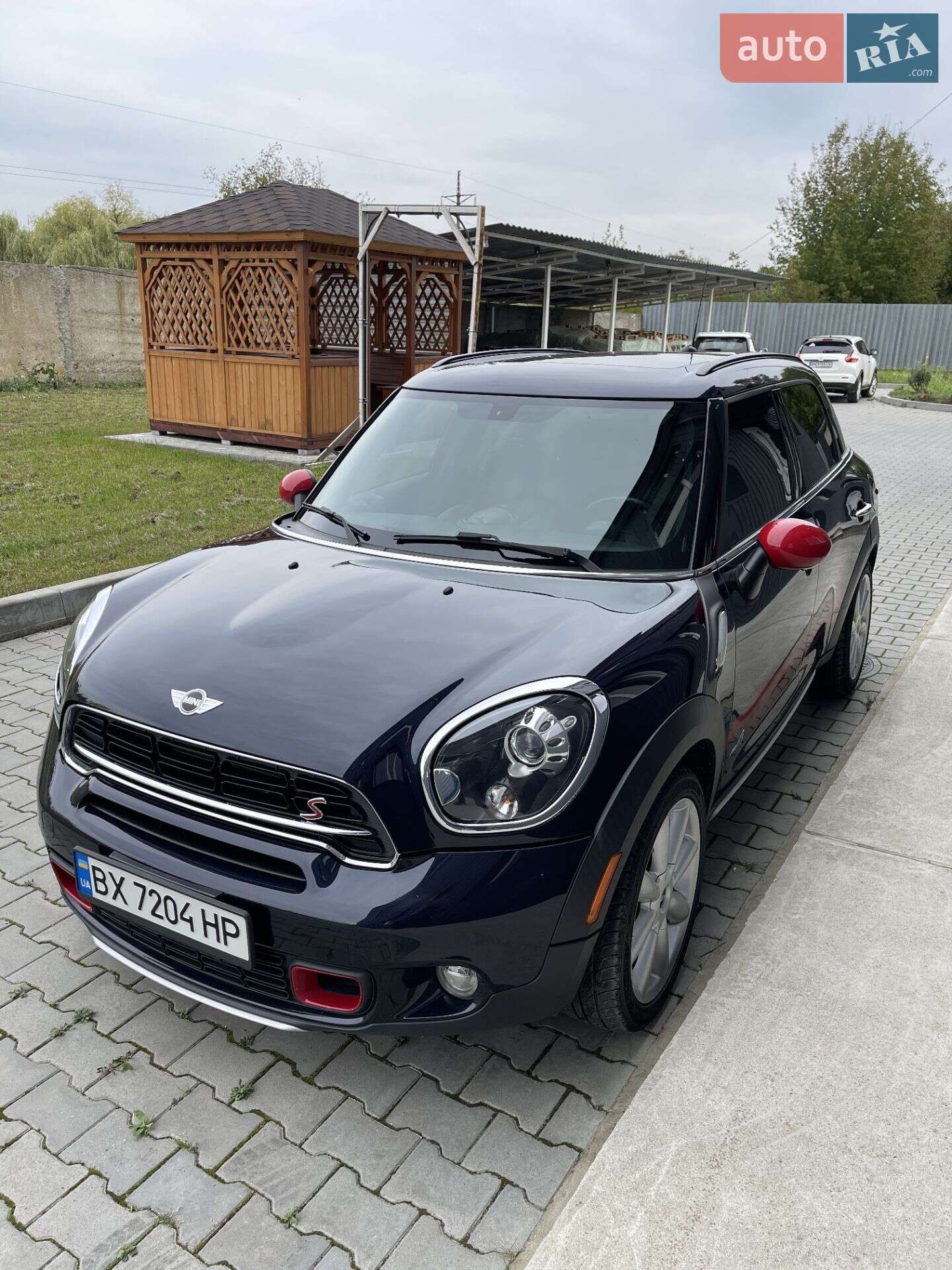 MINI Countryman 2016 VIN WMWZC5C57GWU21964 фото оголошення 11 з 26