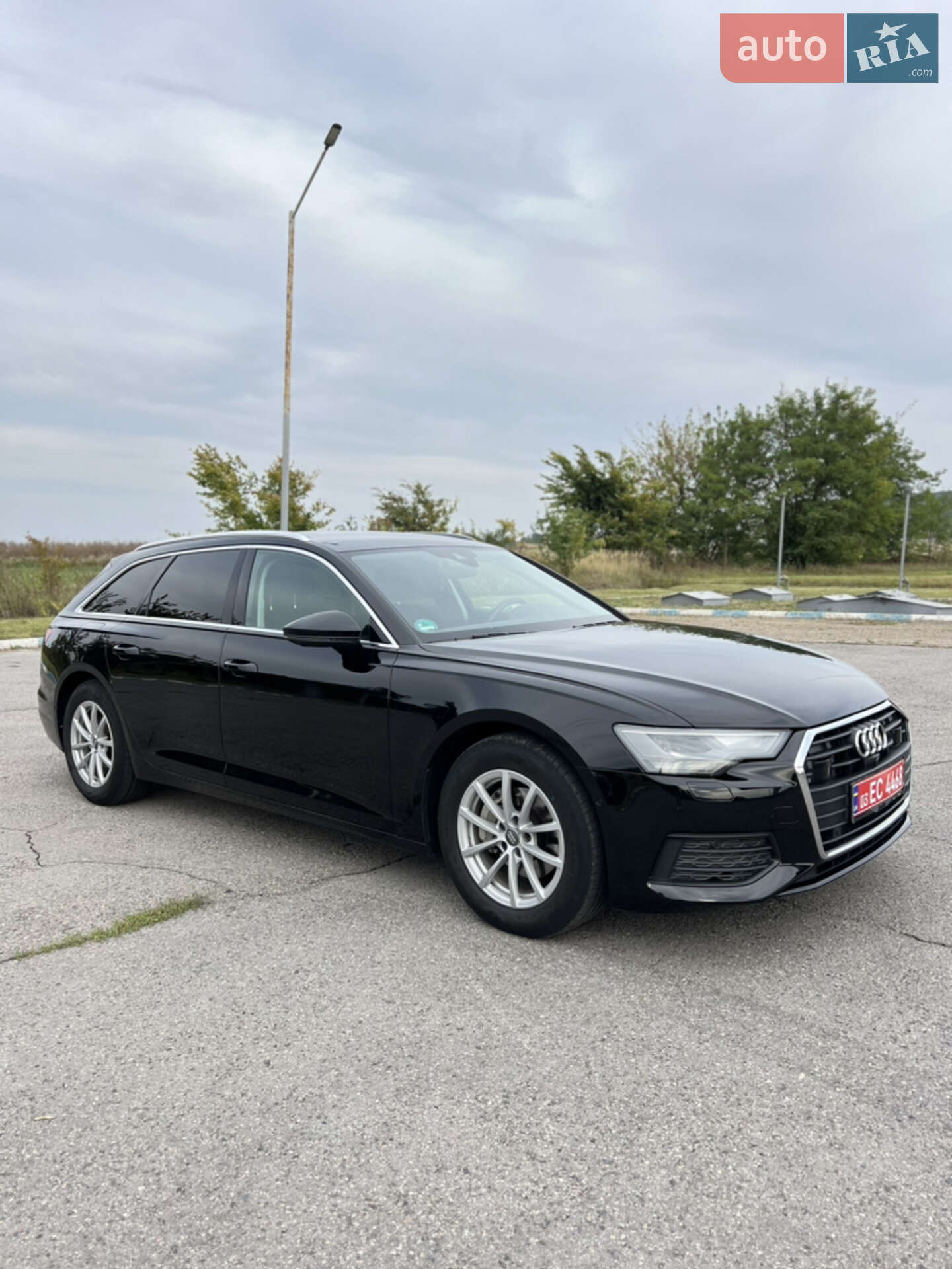 Audi A6 2019 VIN WAUZZZF29KN058637 фото оголошення 5 з 27