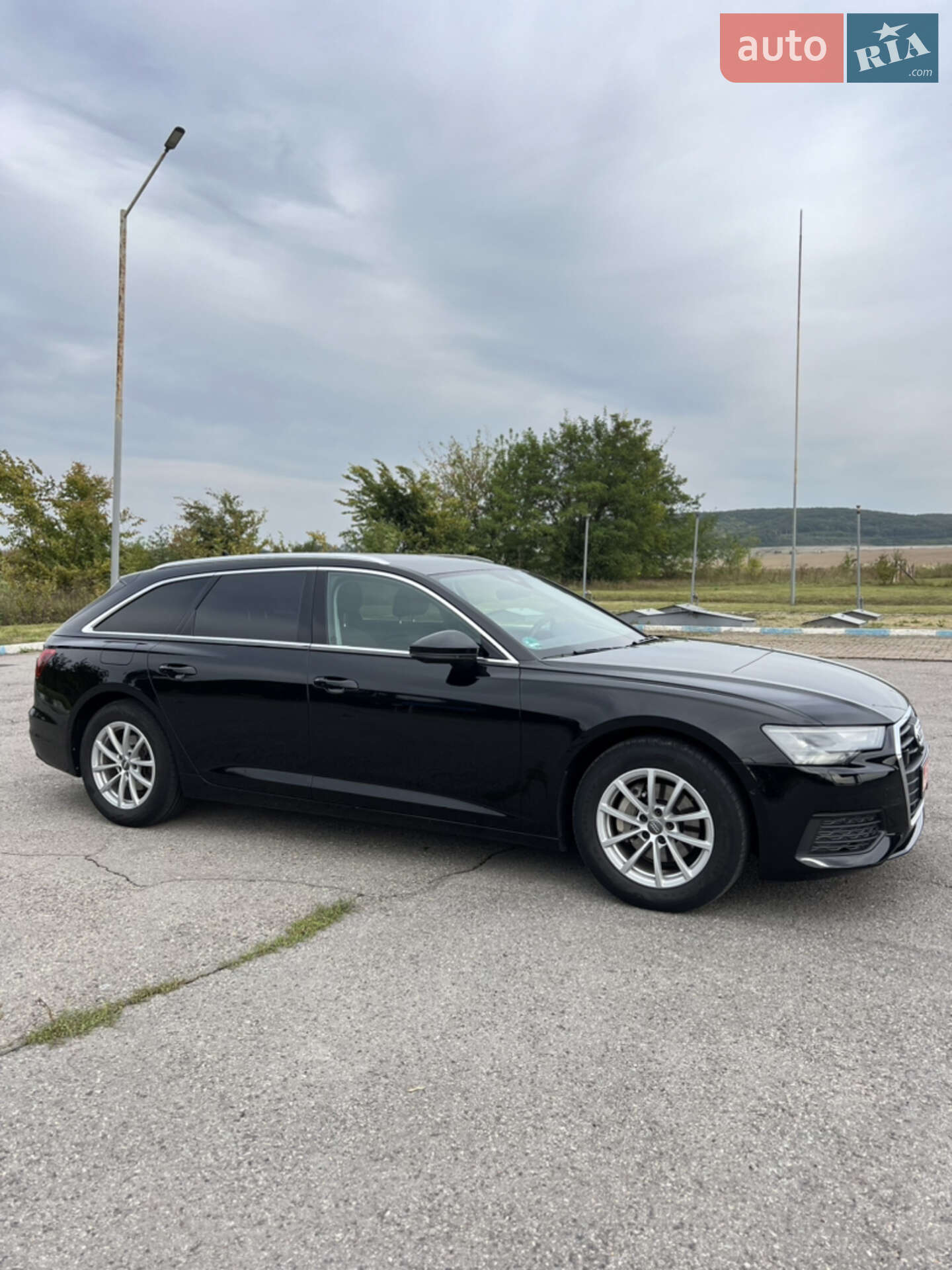 Audi A6 2019 VIN WAUZZZF29KN058637 фото оголошення 6 з 27
