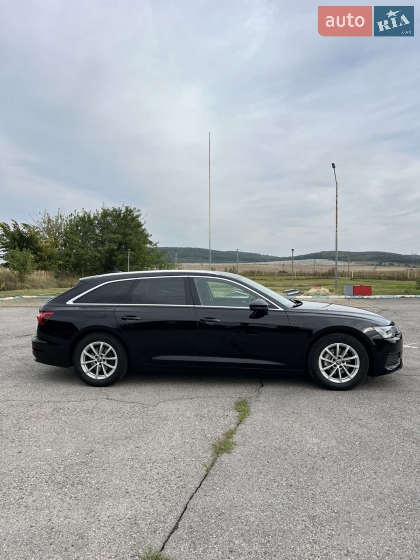 Audi A6 2019 VIN WAUZZZF29KN058637 фото оголошення 7 з 27