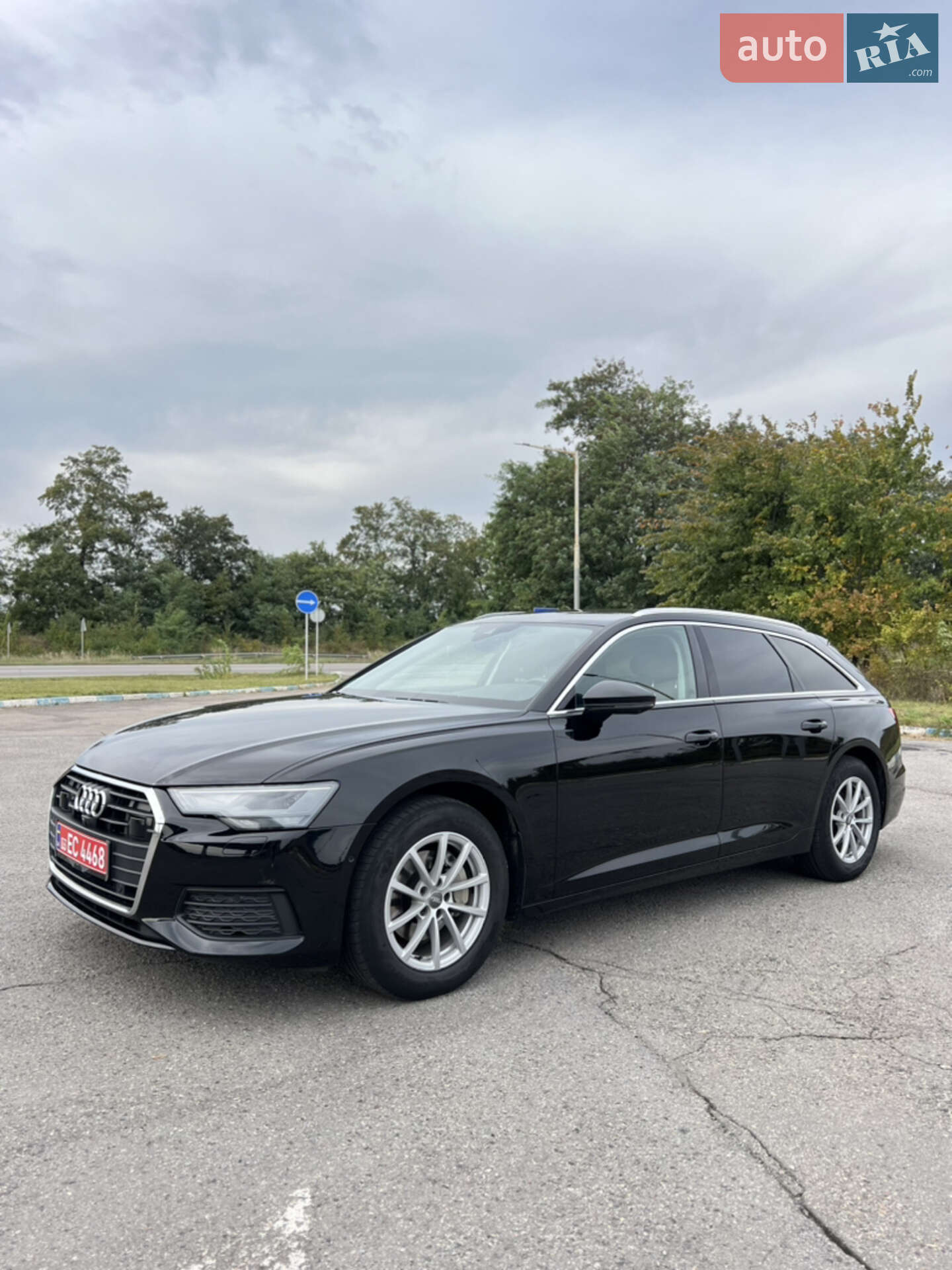 Audi A6 2019 VIN WAUZZZF29KN058637 фото оголошення 10 з 27