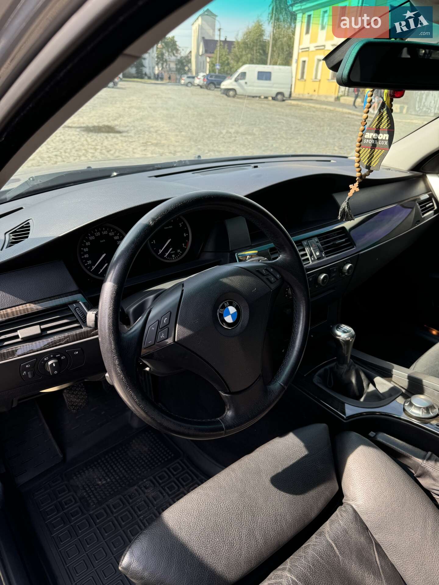 BMW 5 Series 2003 VIN WBANA31040B007134 фото оголошення 23 з 47