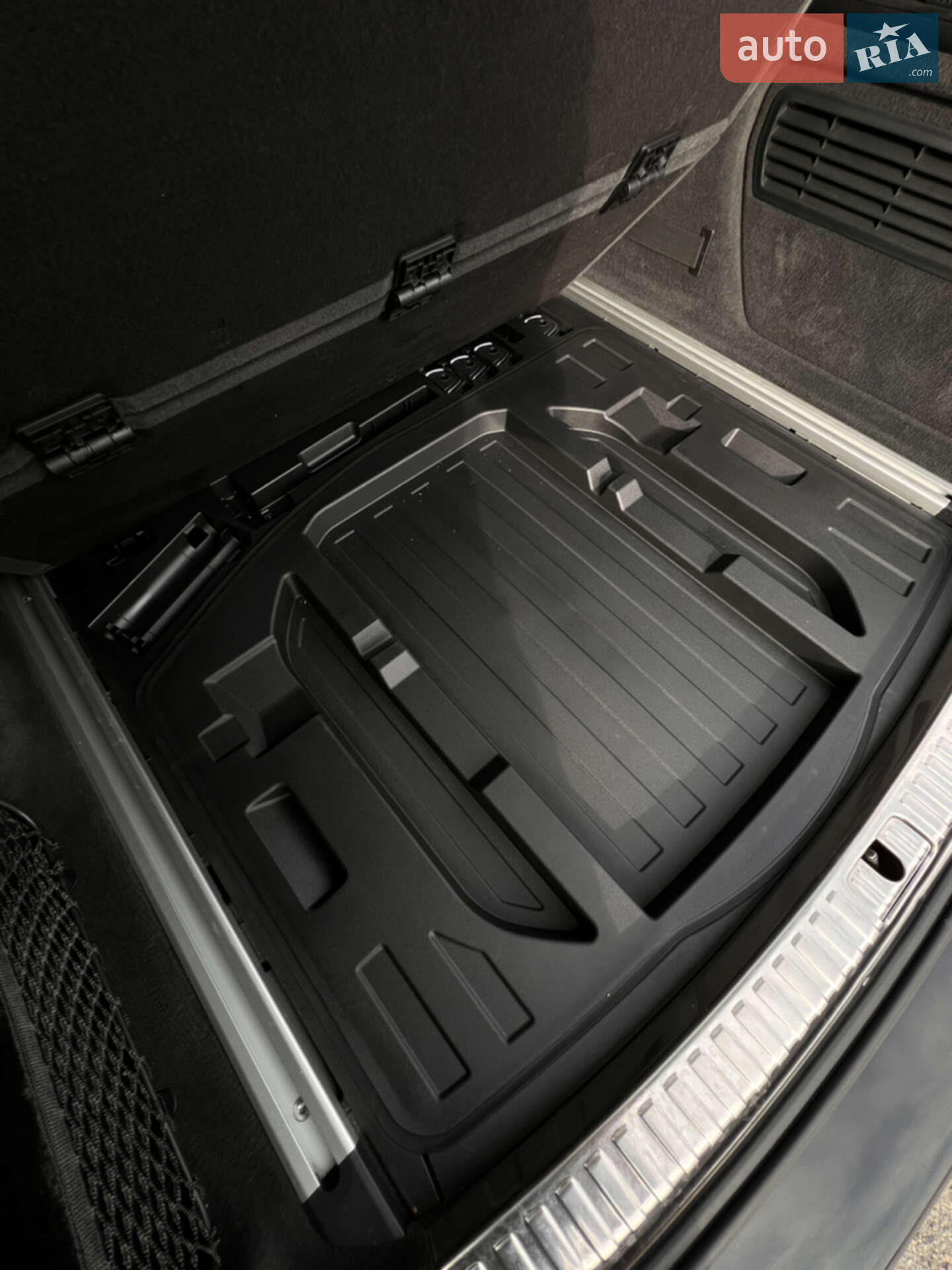 Audi A6 2019 VIN WAUZZZF29KN058637 фото оголошення 44 з 51