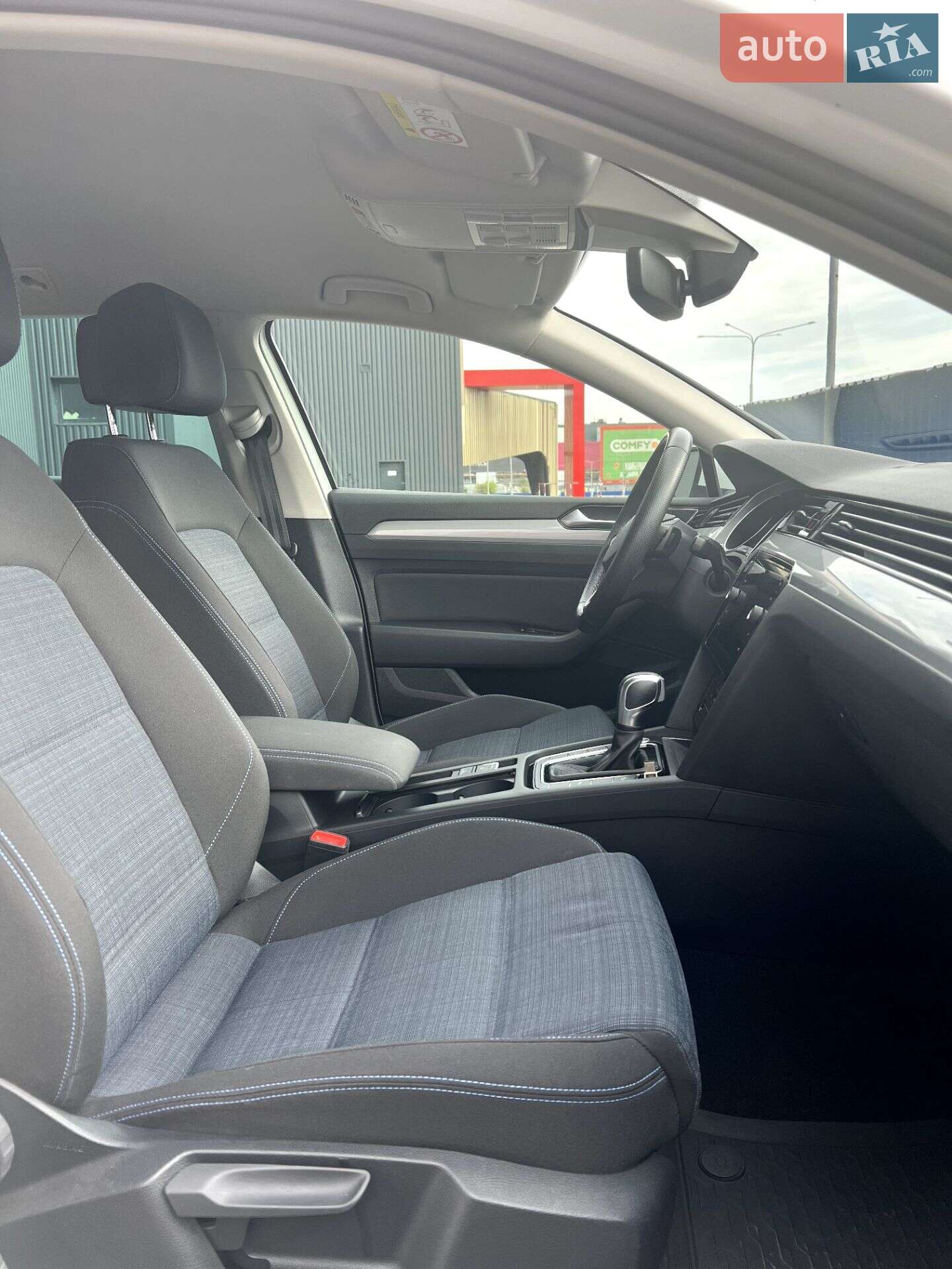 Volkswagen Passat 2021 VIN WVWZZZ3CZME075791 фото оголошення 10 з 30