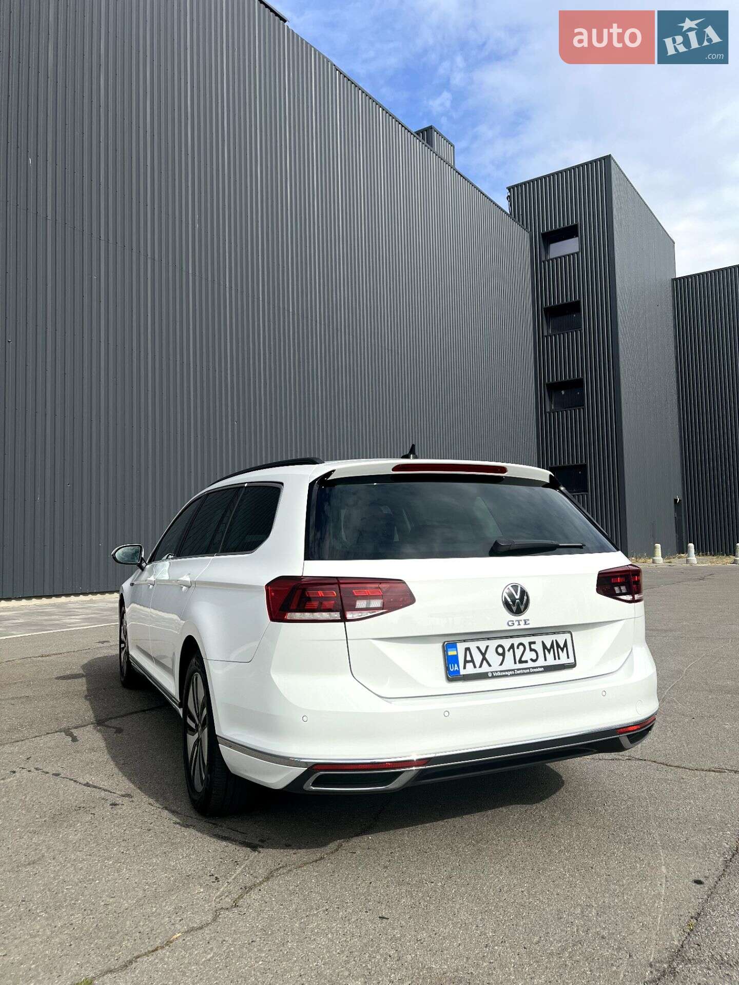 Volkswagen Passat 2021 VIN WVWZZZ3CZME075791 фото оголошення 5 з 30