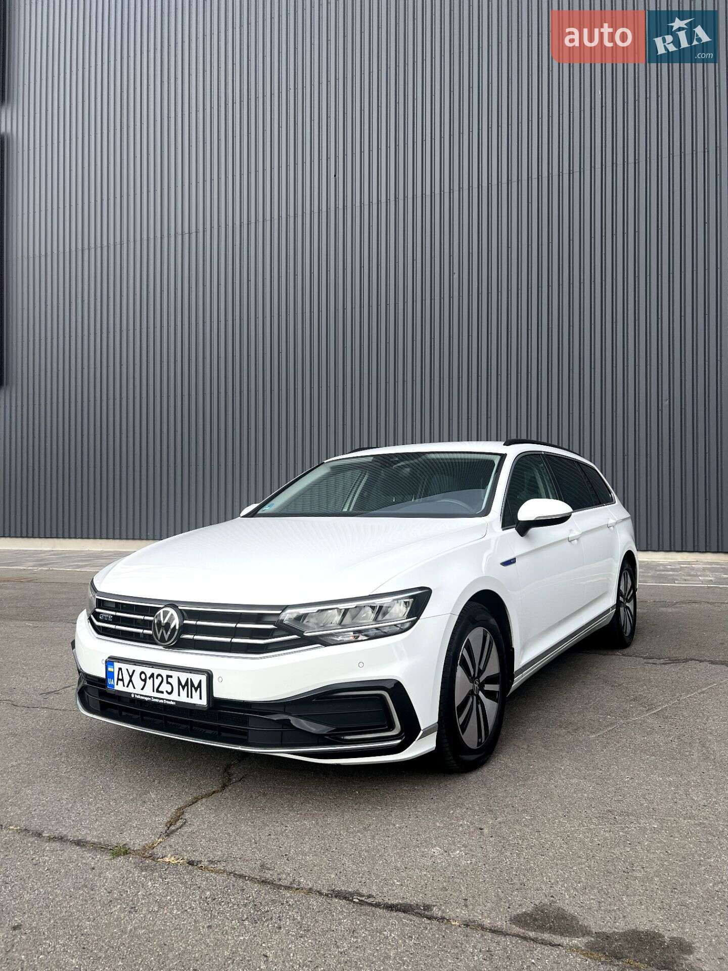 Volkswagen Passat 2021 VIN WVWZZZ3CZME075791 фото оголошення 3 з 30
