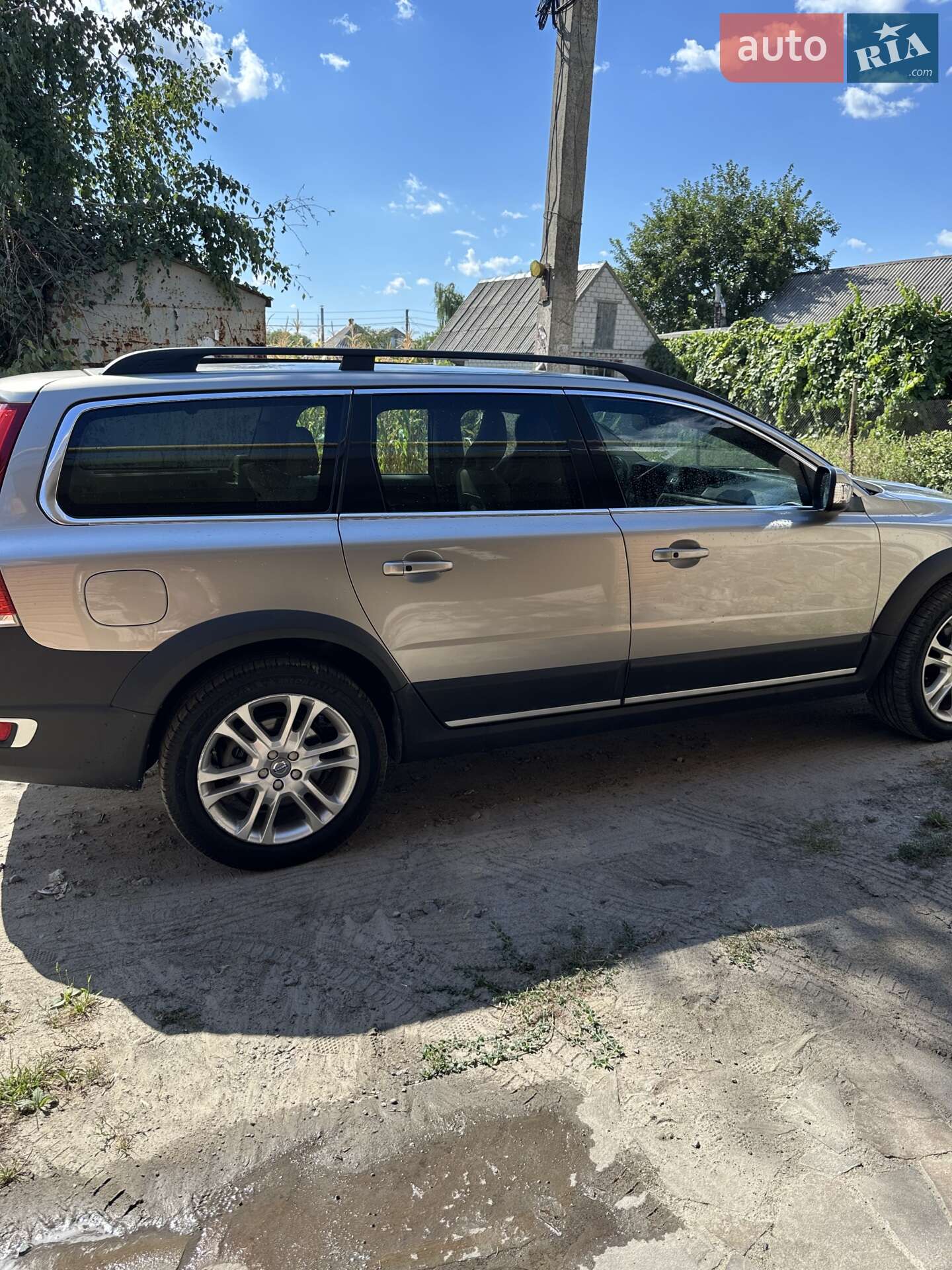 Volvo XC70 2015 VIN YV440MBK6G1244616 фото оголошення 40 з 45
