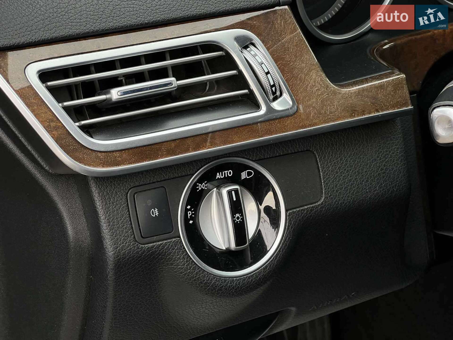 Mercedes-Benz E-Class 2013 VIN WDD2120021A947082 фото оголошення 19 з 24