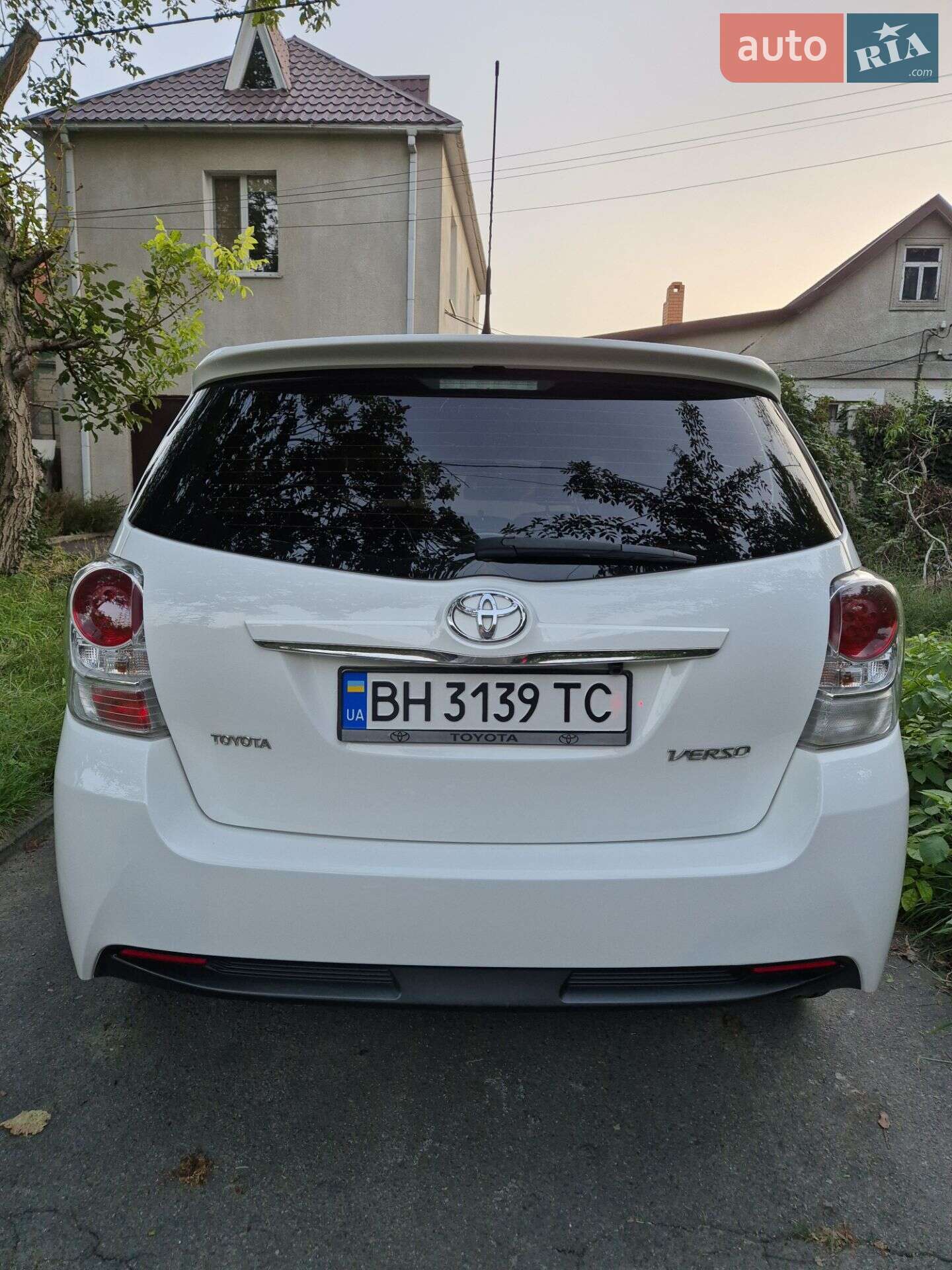 Toyota Verso 2015 VIN NMTDM26R40R032629 фото оголошення 3 з 55