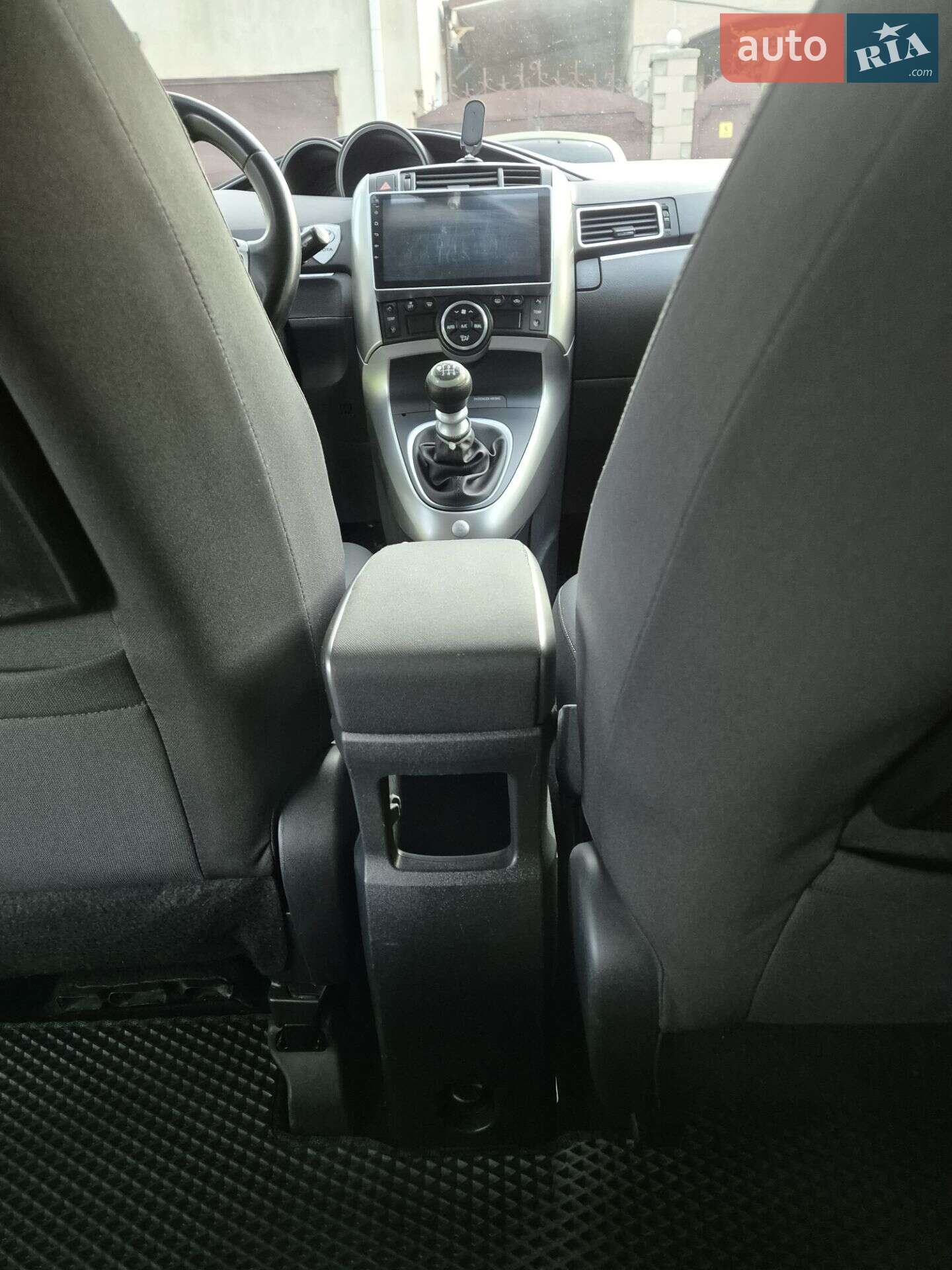 Toyota Verso 2015 VIN NMTDM26R40R032629 фото оголошення 25 з 55