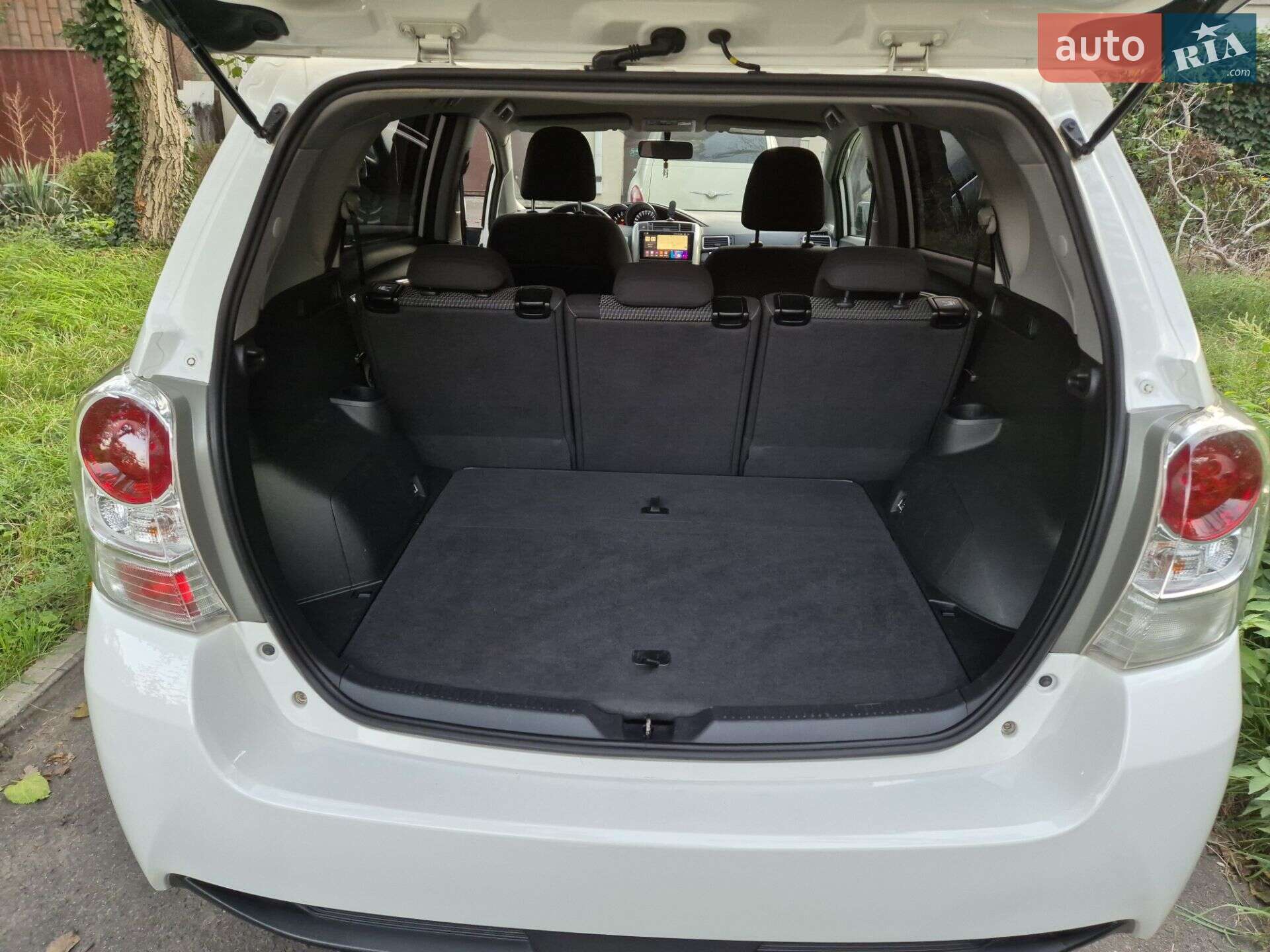 Toyota Verso 2015 VIN NMTDM26R40R032629 фото оголошення 33 з 55