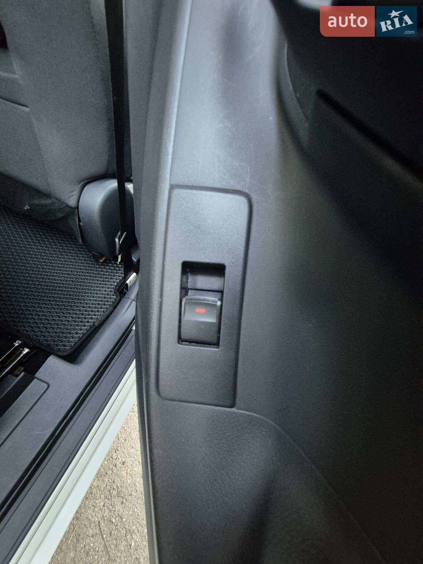 Toyota Verso 2015 VIN NMTDM26R40R032629 фото оголошення 38 з 55
