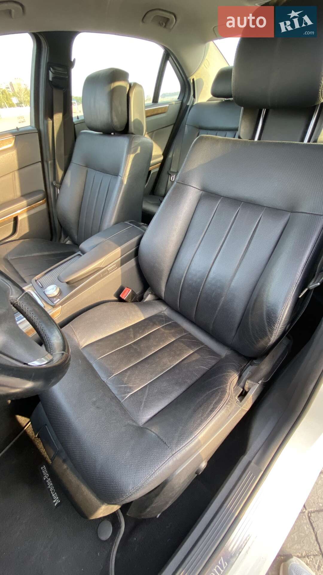 Mercedes-Benz E-Class 2010 VIN WDD2120481A272681 фото оголошення 13 з 17