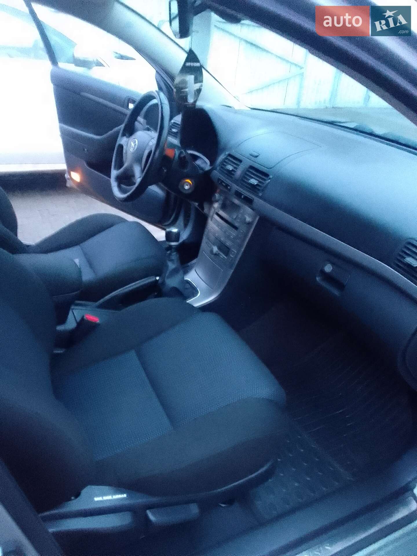 Toyota Avensis 2007 VIN SB1ED56LX0E047679 фото оголошення 2 з 4