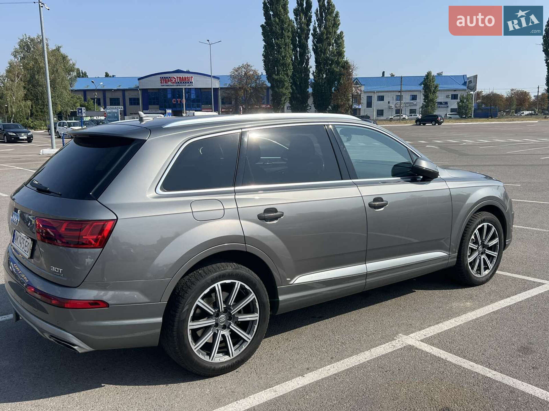 Audi Q7 2016 VIN WA1LAAF77HD028204 фото оголошення 8 з 12