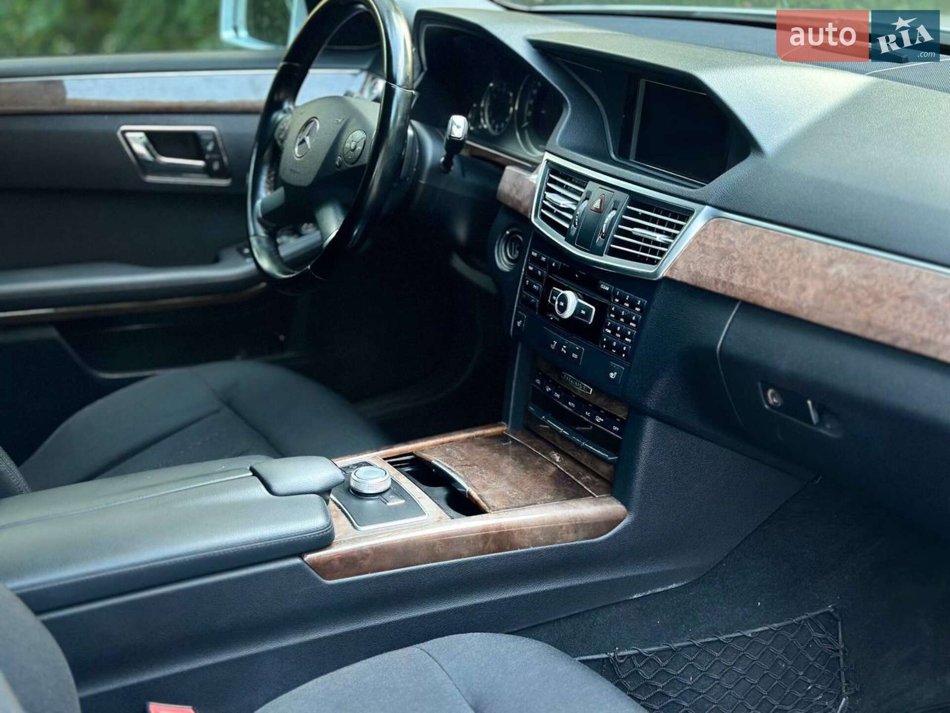 Mercedes-Benz E-Class 2011 VIN WDD2122021A493761 фото оголошення 5 з 17