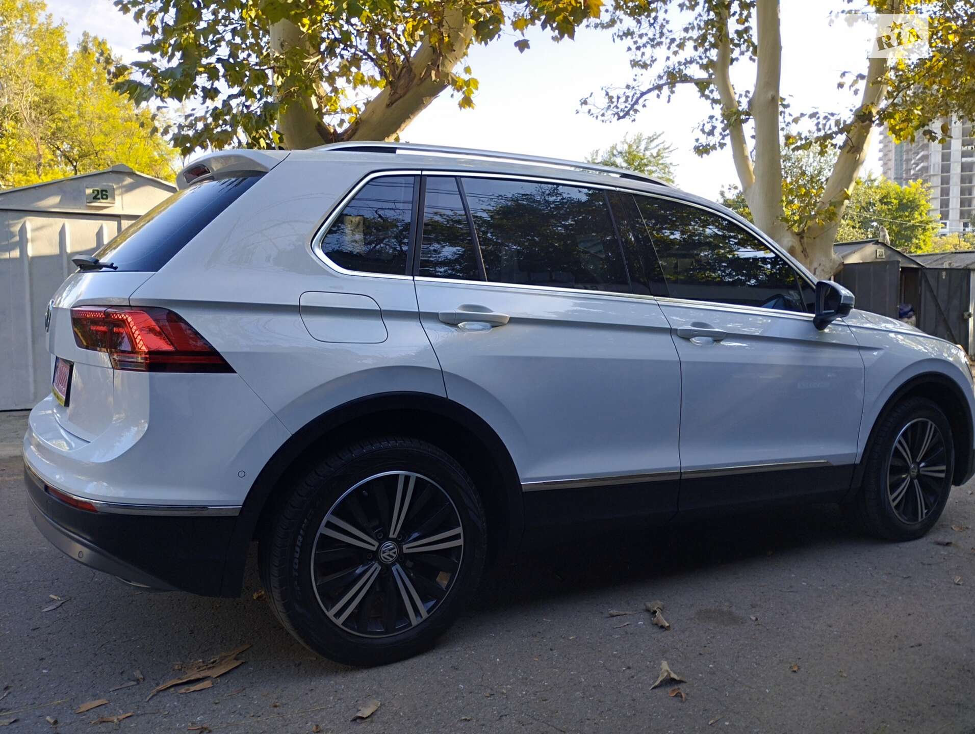 Volkswagen Tiguan 2019 VIN WVGZZZ5NZLW323129 фото оголошення 3 з 46