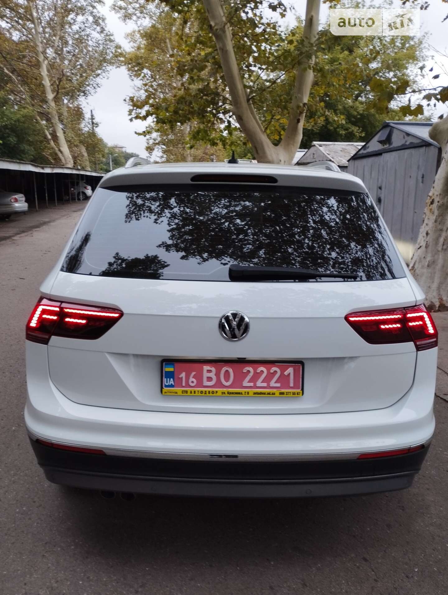 Volkswagen Tiguan 2019 VIN WVGZZZ5NZLW323129 фото оголошення 12 з 46