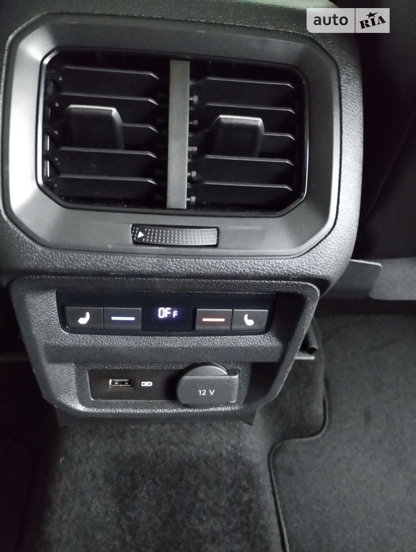 Volkswagen Tiguan 2019 VIN WVGZZZ5NZLW323129 фото оголошення 15 з 46