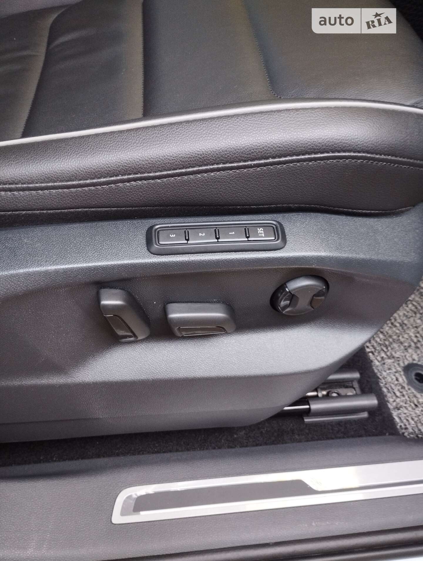 Volkswagen Tiguan 2019 VIN WVGZZZ5NZLW323129 фото оголошення 25 з 46