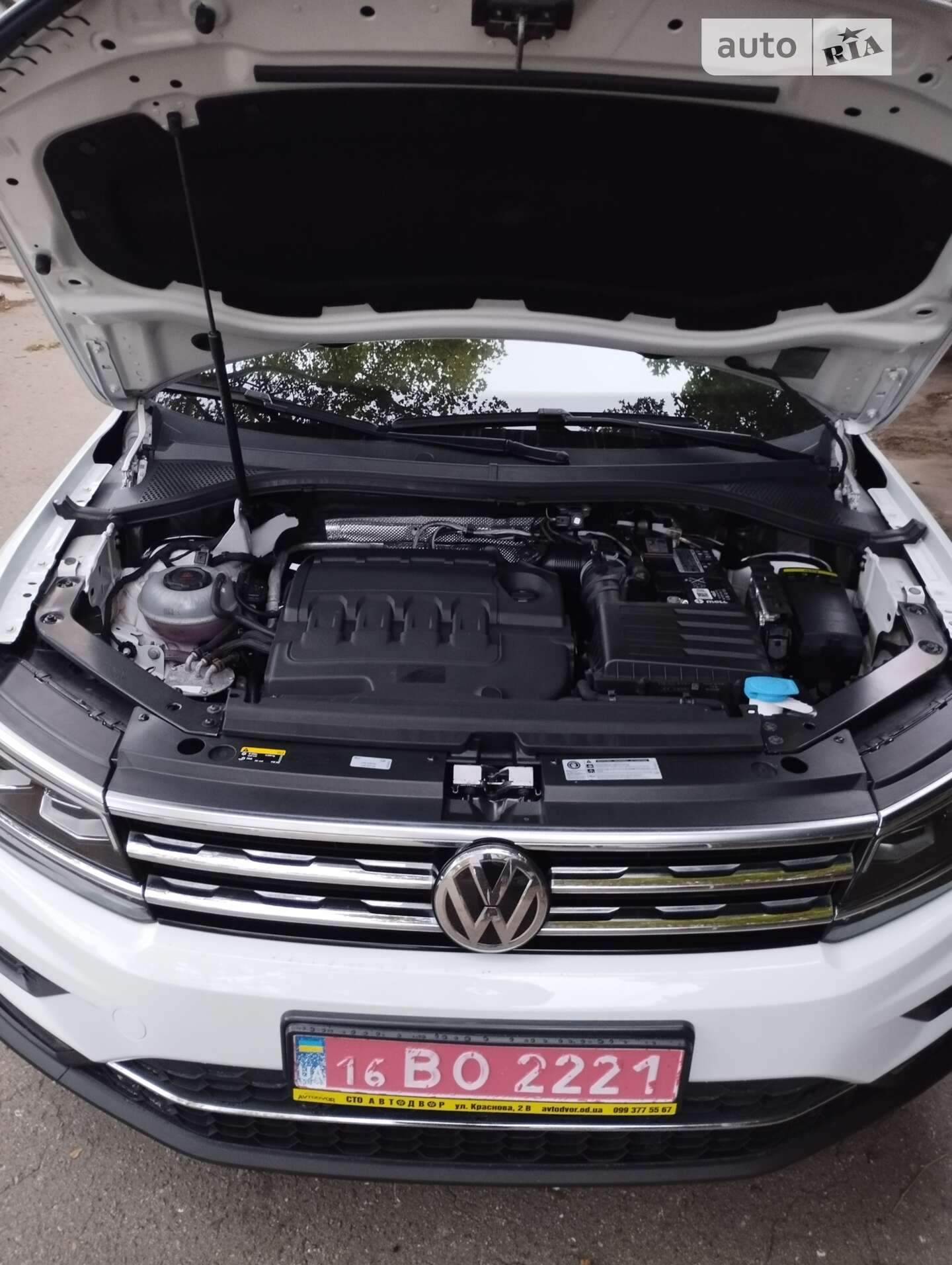 Volkswagen Tiguan 2019 VIN WVGZZZ5NZLW323129 фото оголошення 27 з 46