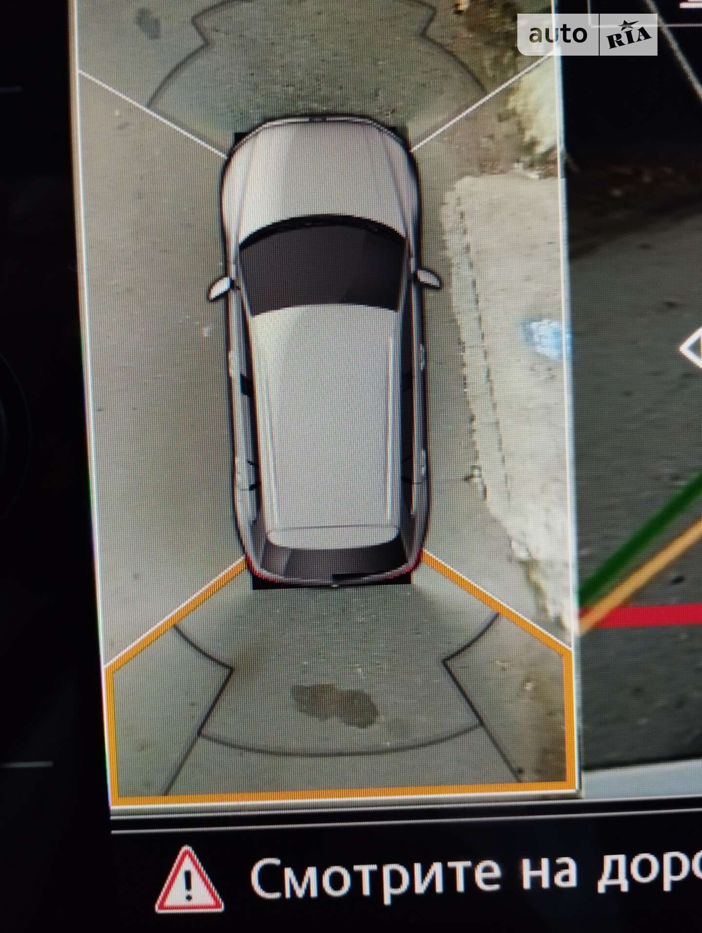 Volkswagen Tiguan 2019 VIN WVGZZZ5NZLW323129 фото оголошення 30 з 46