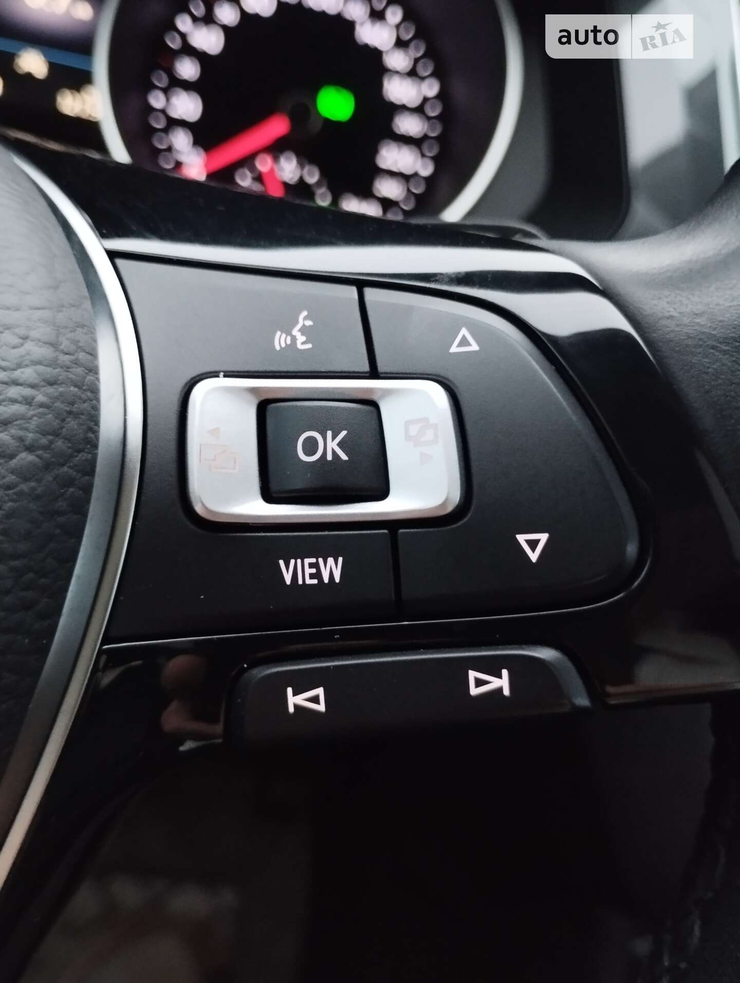 Volkswagen Tiguan 2019 VIN WVGZZZ5NZLW323129 фото оголошення 34 з 46