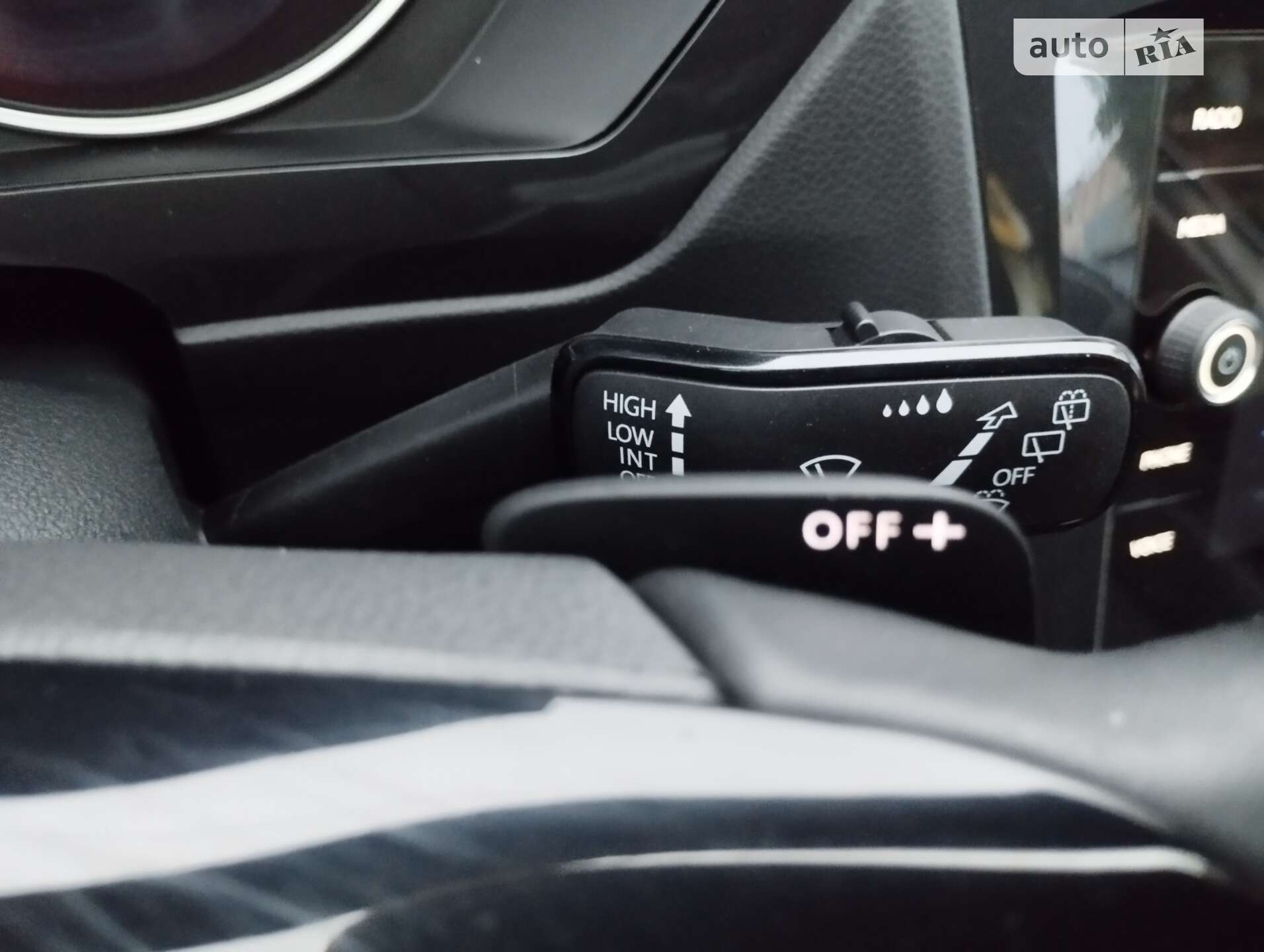 Volkswagen Tiguan 2019 VIN WVGZZZ5NZLW323129 фото оголошення 35 з 46