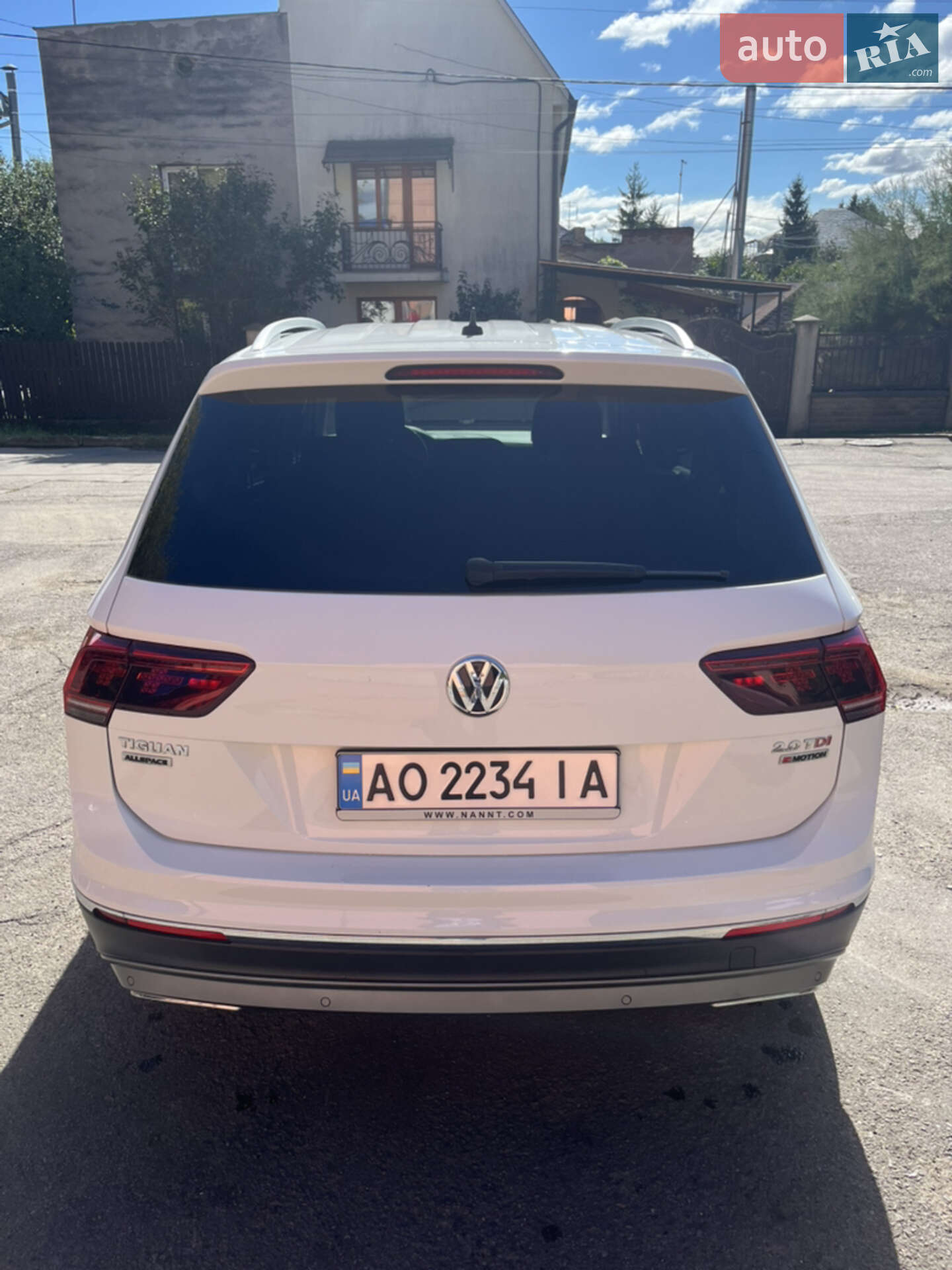 Volkswagen Tiguan Allspace 2018 VIN WVGZZZ5NZJM159829 фото оголошення 3 з 7