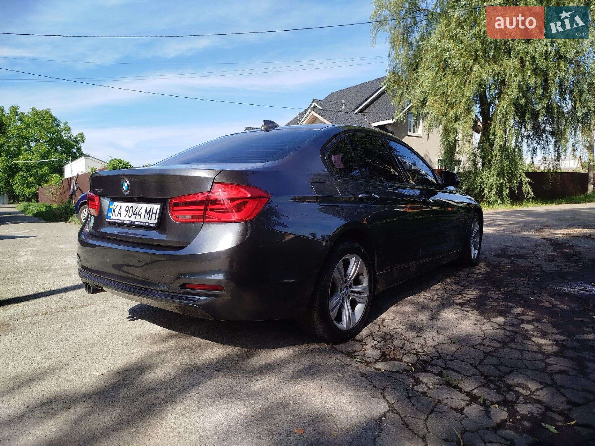 BMW 3 Series 2016 VIN WBA8E3G55GNU05160 фото оголошення 9 з 26