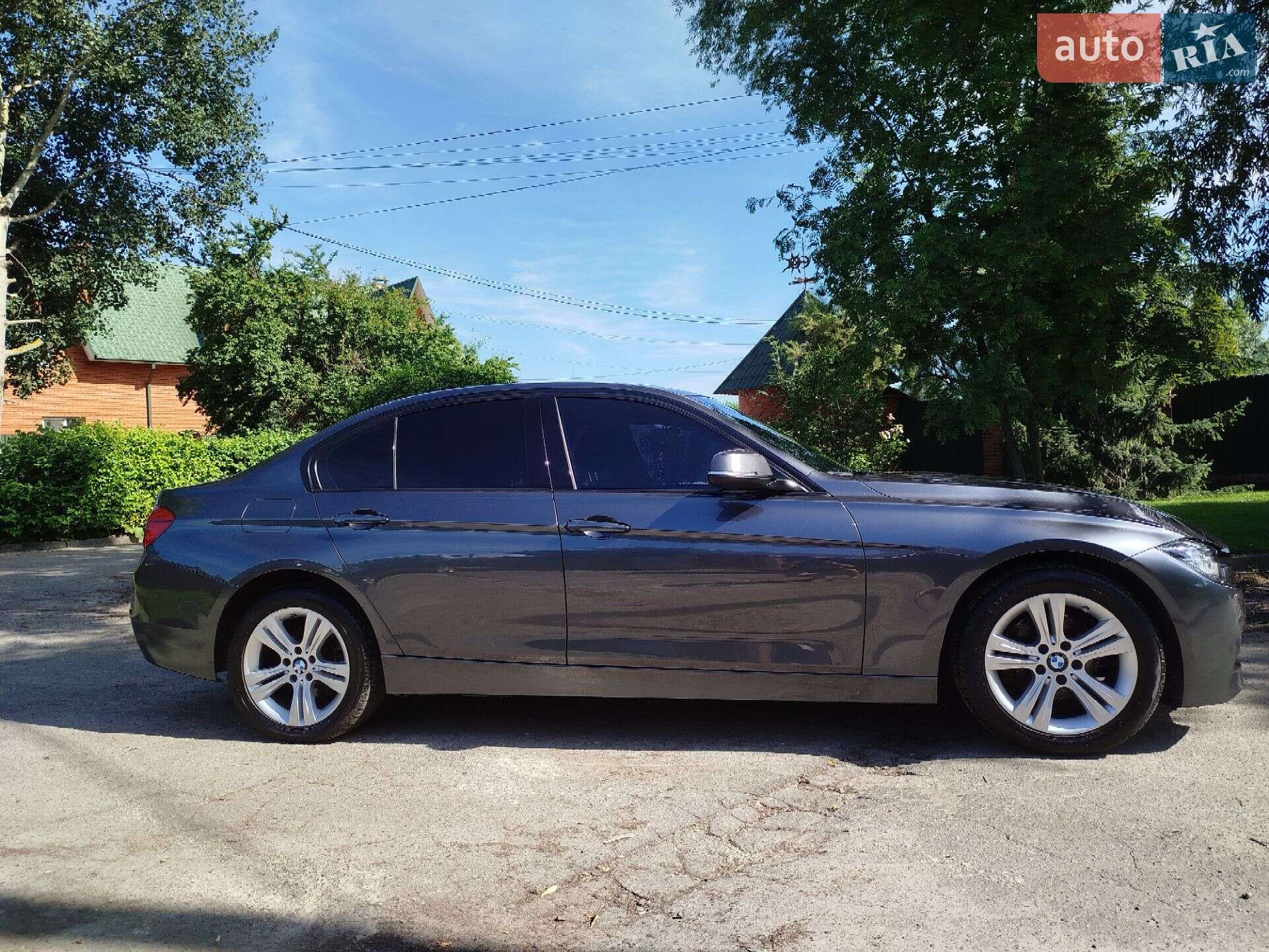 BMW 3 Series 2016 VIN WBA8E3G55GNU05160 фото оголошення 4 з 26