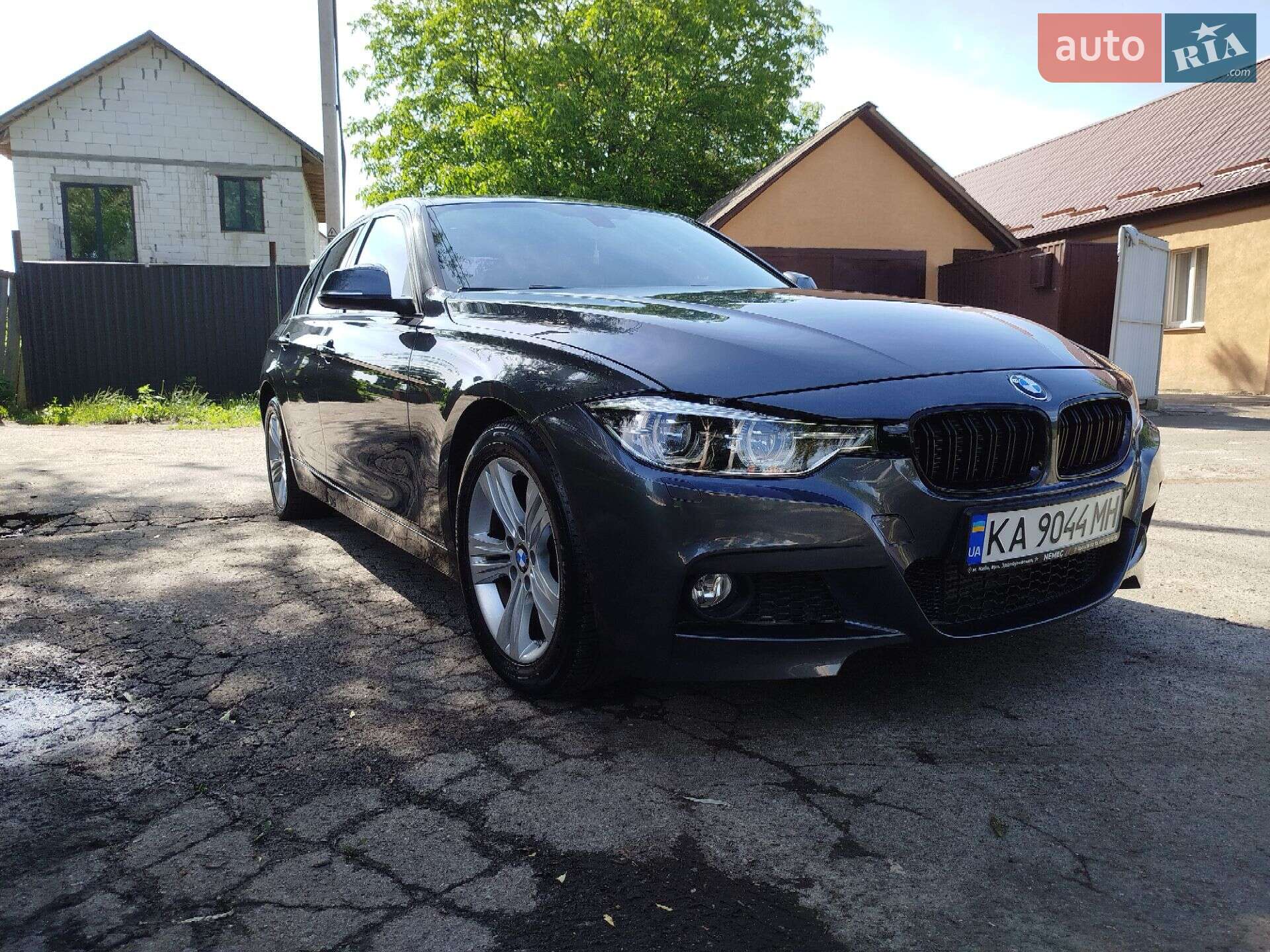 BMW 3 Series 2016 VIN WBA8E3G55GNU05160 фото оголошення 12 з 26