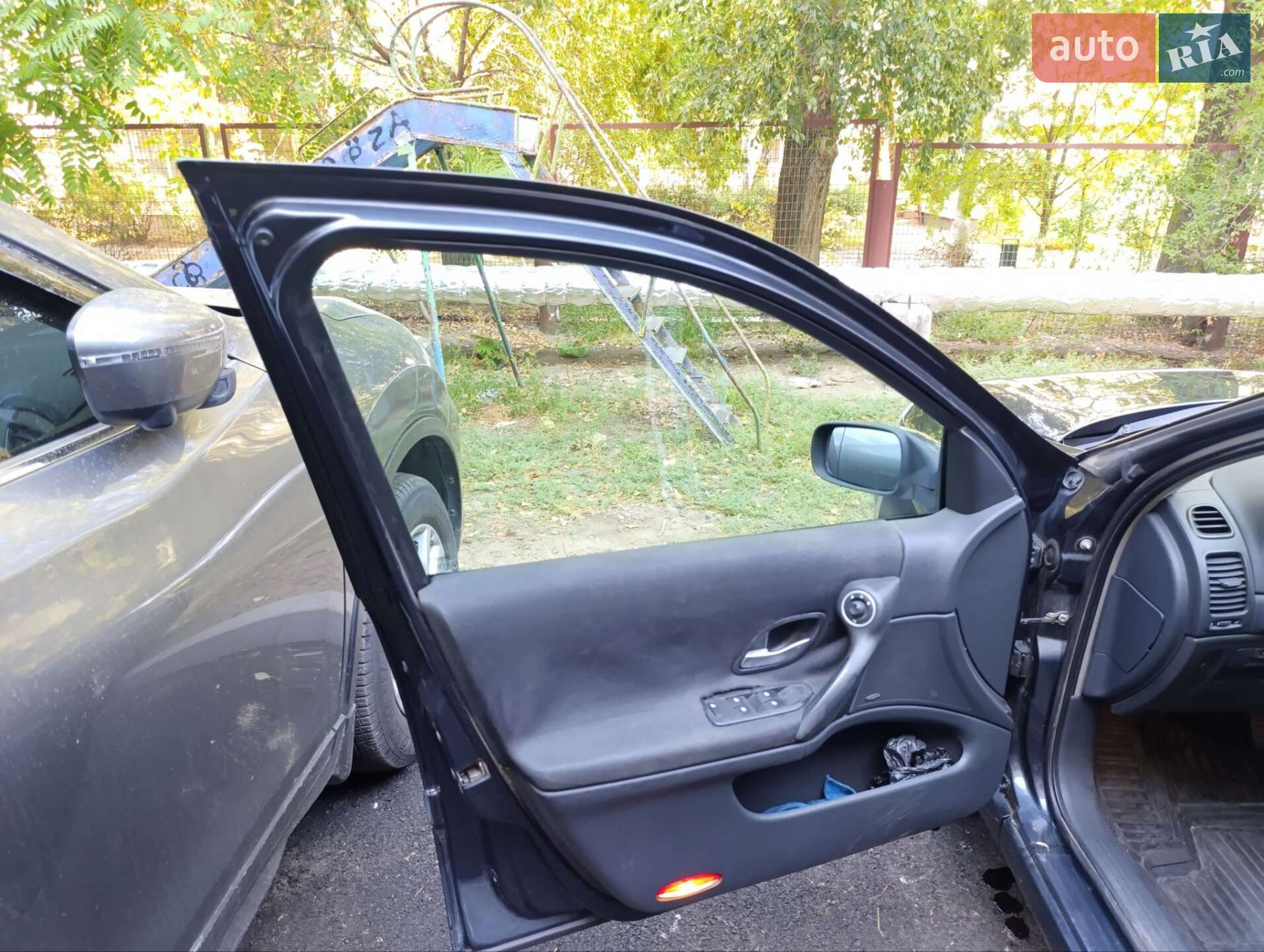Renault Laguna 2007 VIN VF1BGCPBA38119515 фото оголошення 14 з 18