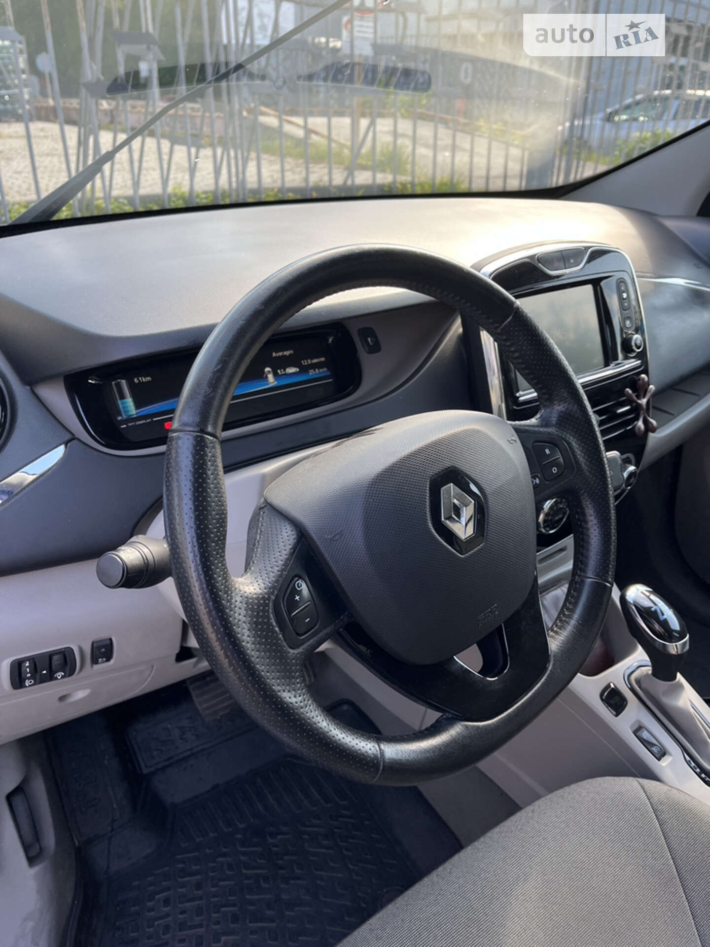 Renault Zoe 2016 VIN VF1AGVYB155598547 фото оголошення 19 з 20