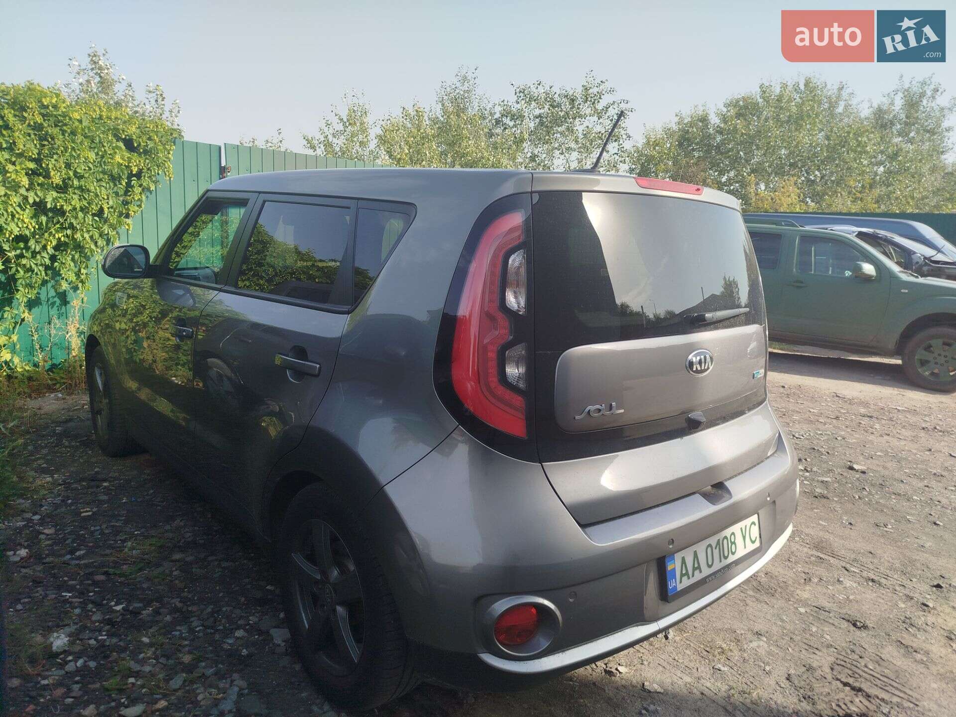 Kia Soul 2015 VIN KNAJX81EFG7010798 фото оголошення 4 з 22