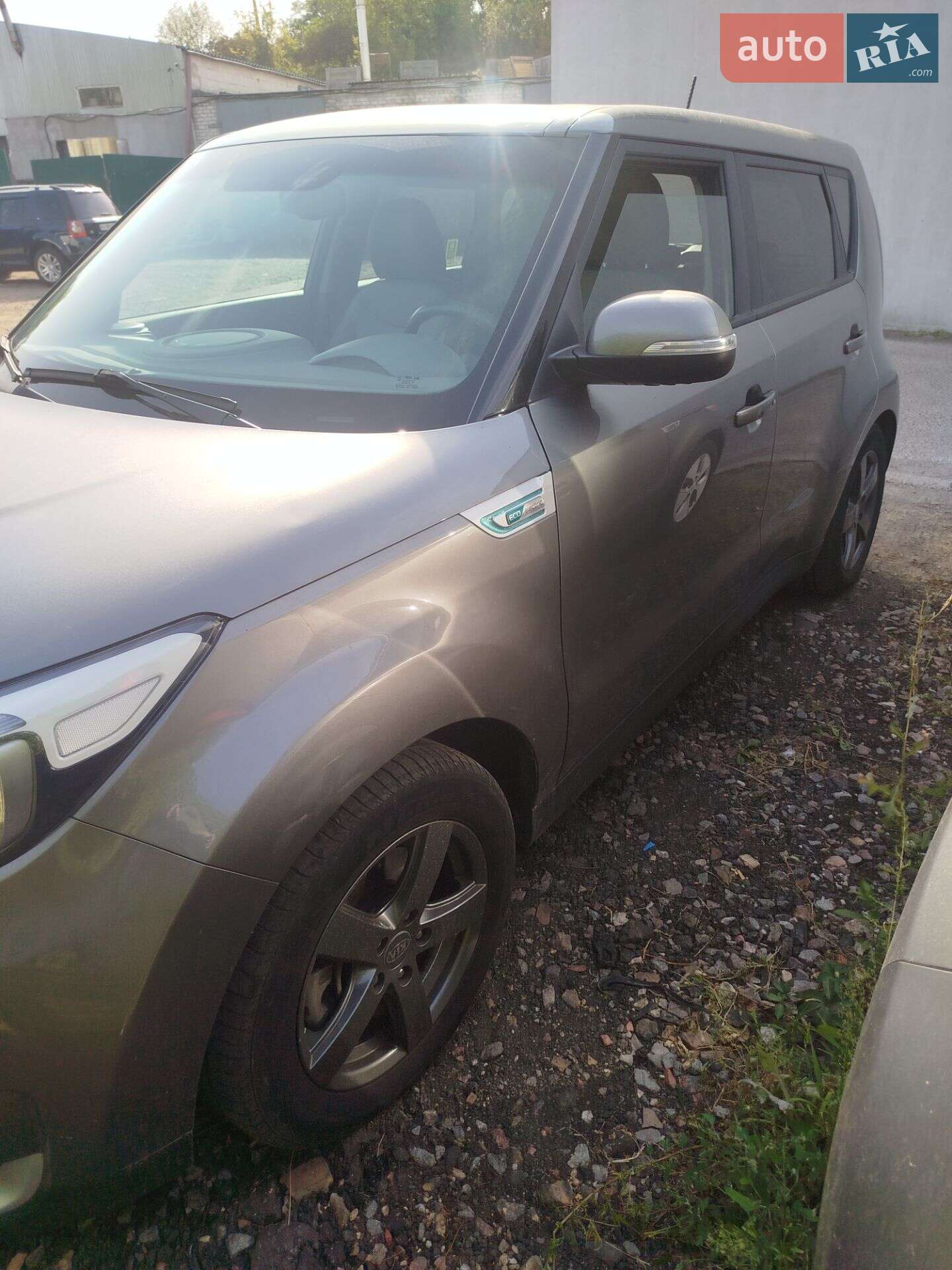 Kia Soul 2015 VIN KNAJX81EFG7010798 фото оголошення 10 з 22