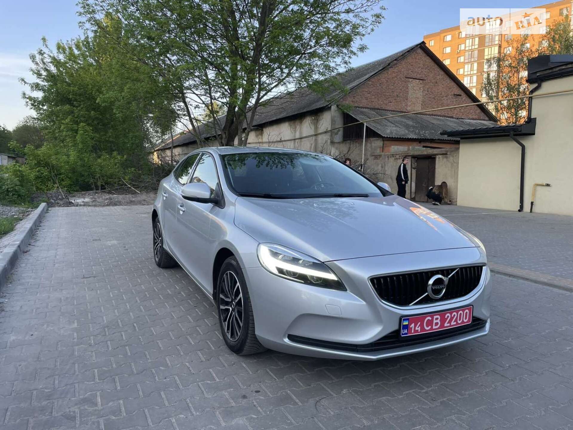 Volvo V40 2019 VIN YV1MV70V1K2579758 фото оголошення 4 з 5