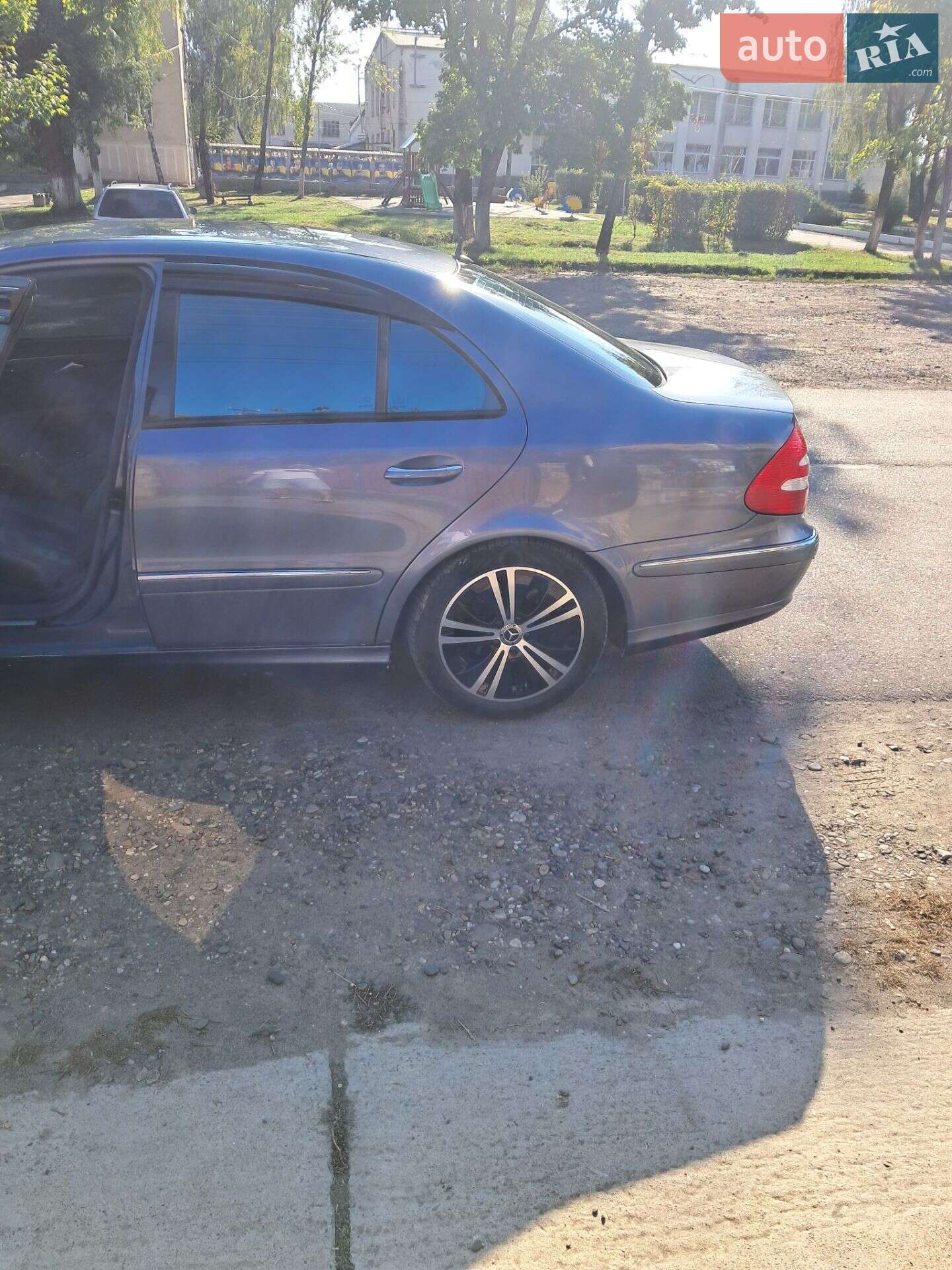 Mercedes-Benz E-Class 2003 VIN WDB2110611A346205 фото оголошення 2 з 7