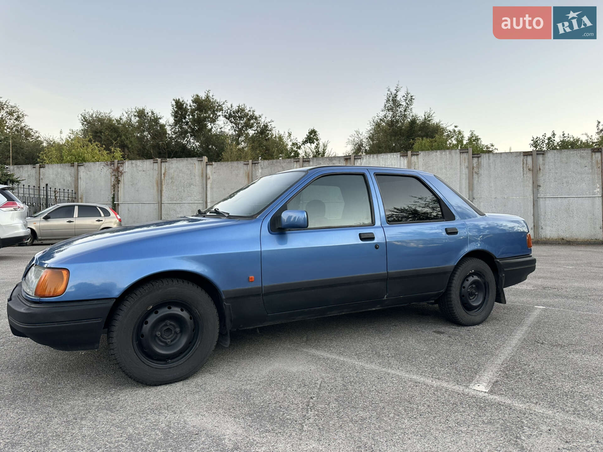 Ford Sierra 1989 VIN WF0FXXGBBFKP39099 фото оголошення 3 з 11