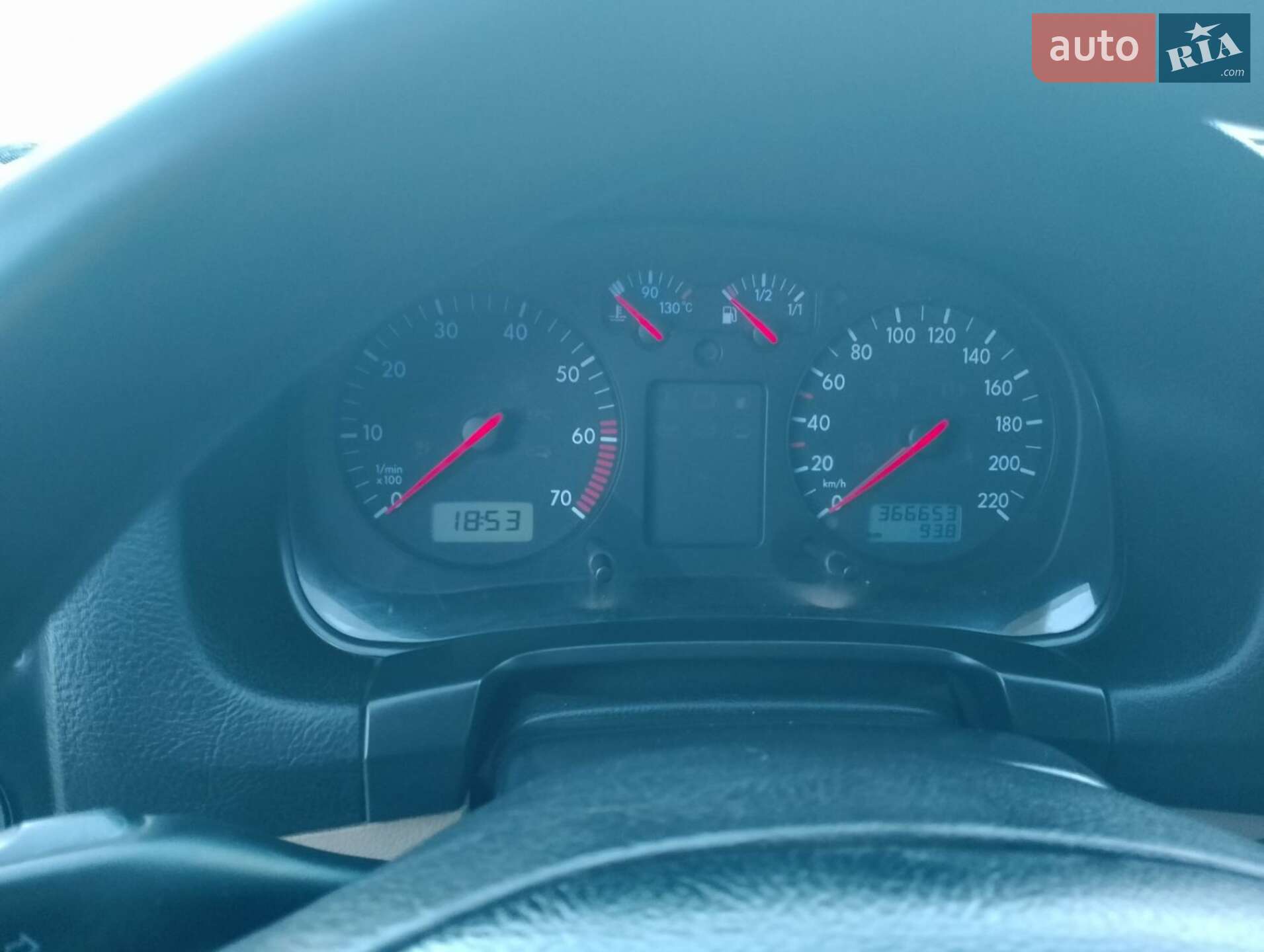 Volkswagen Golf 2000 VIN WVWZZZ1JZYW402308 фото оголошення 8 з 10