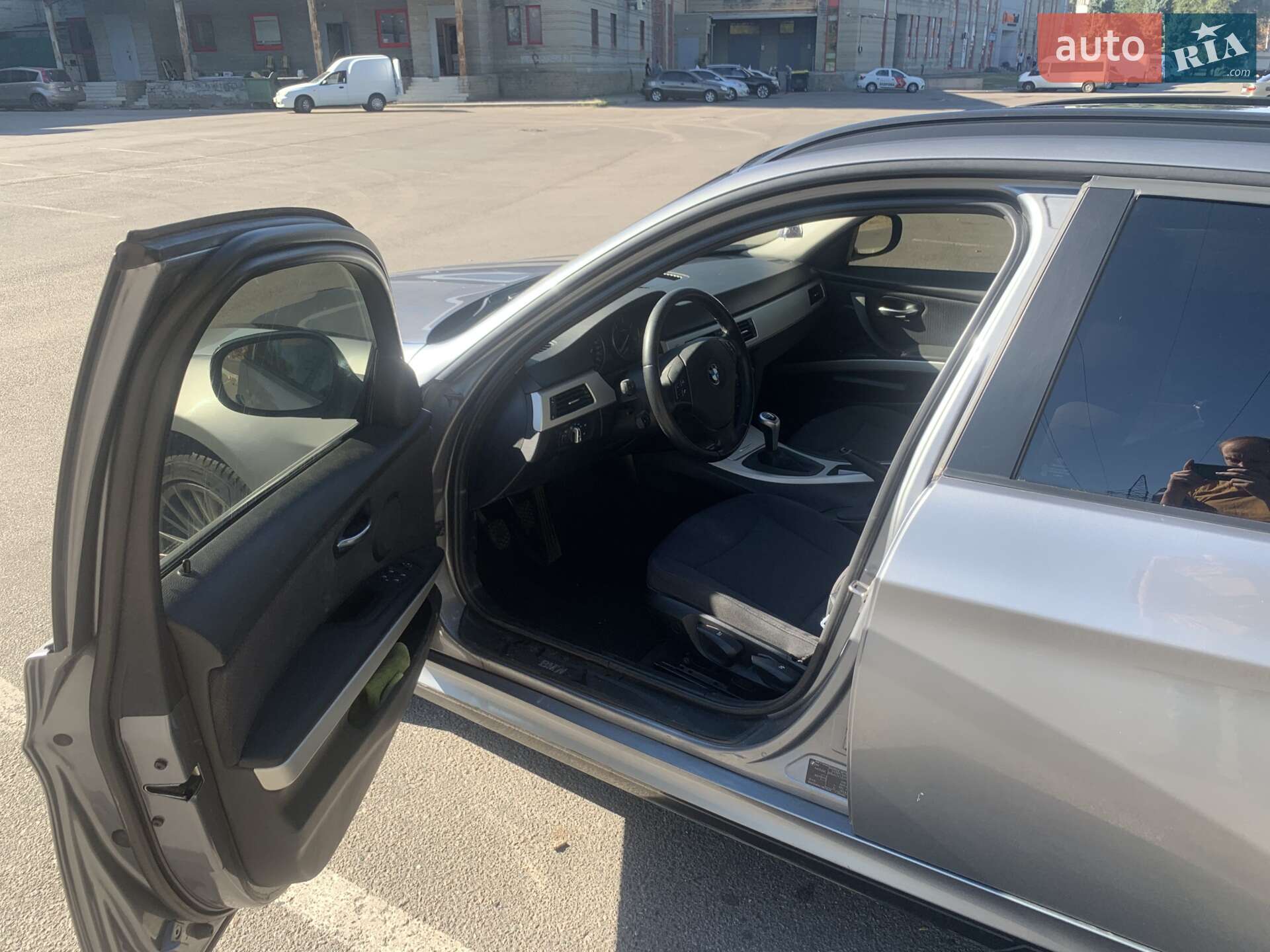 BMW 3 Series 2010 VIN WBAUY510X0A762202 фото оголошення 10 з 21