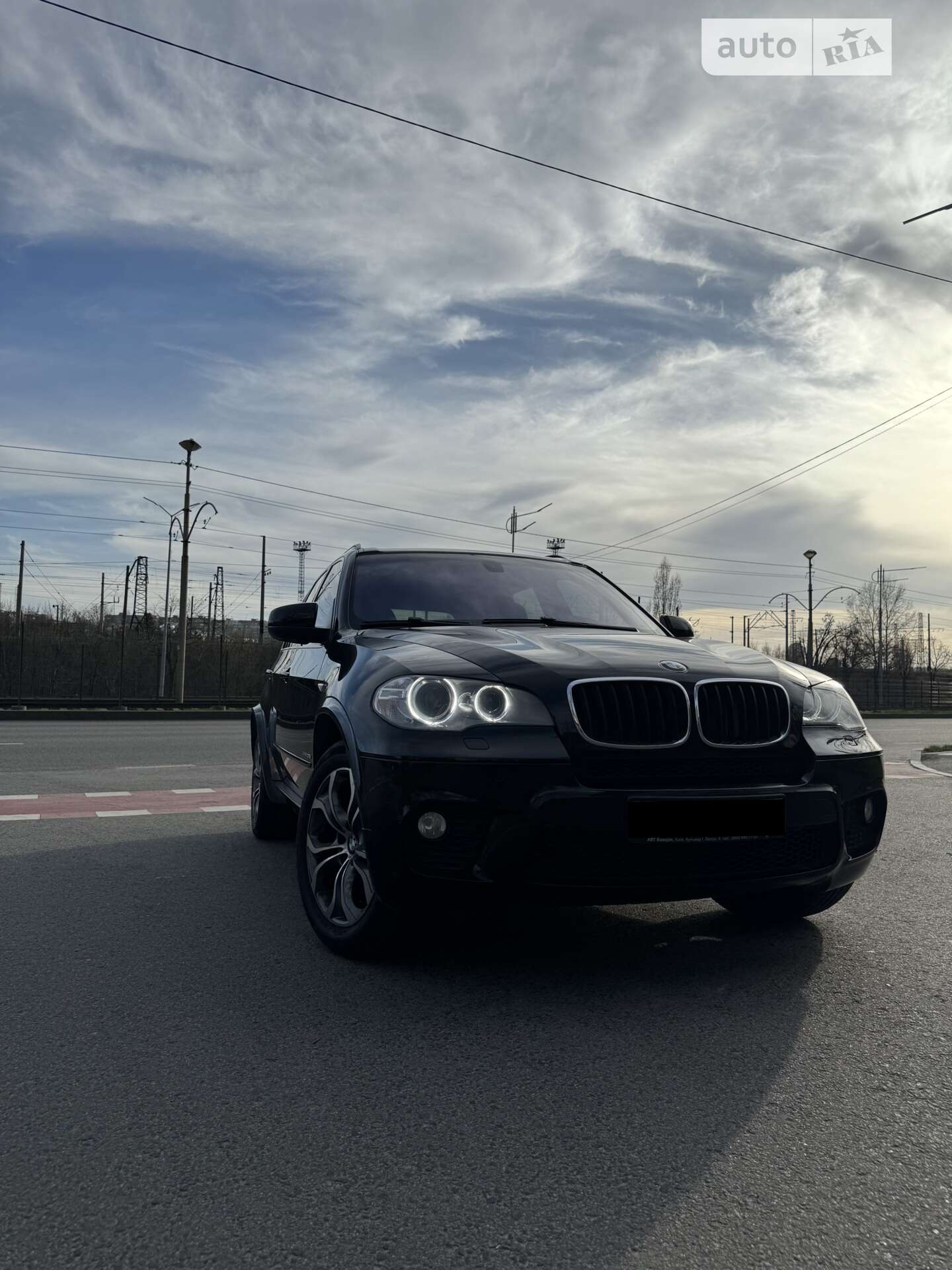 BMW X5 2012 VIN WBAZV41020L924837 фото оголошення 2 з 21