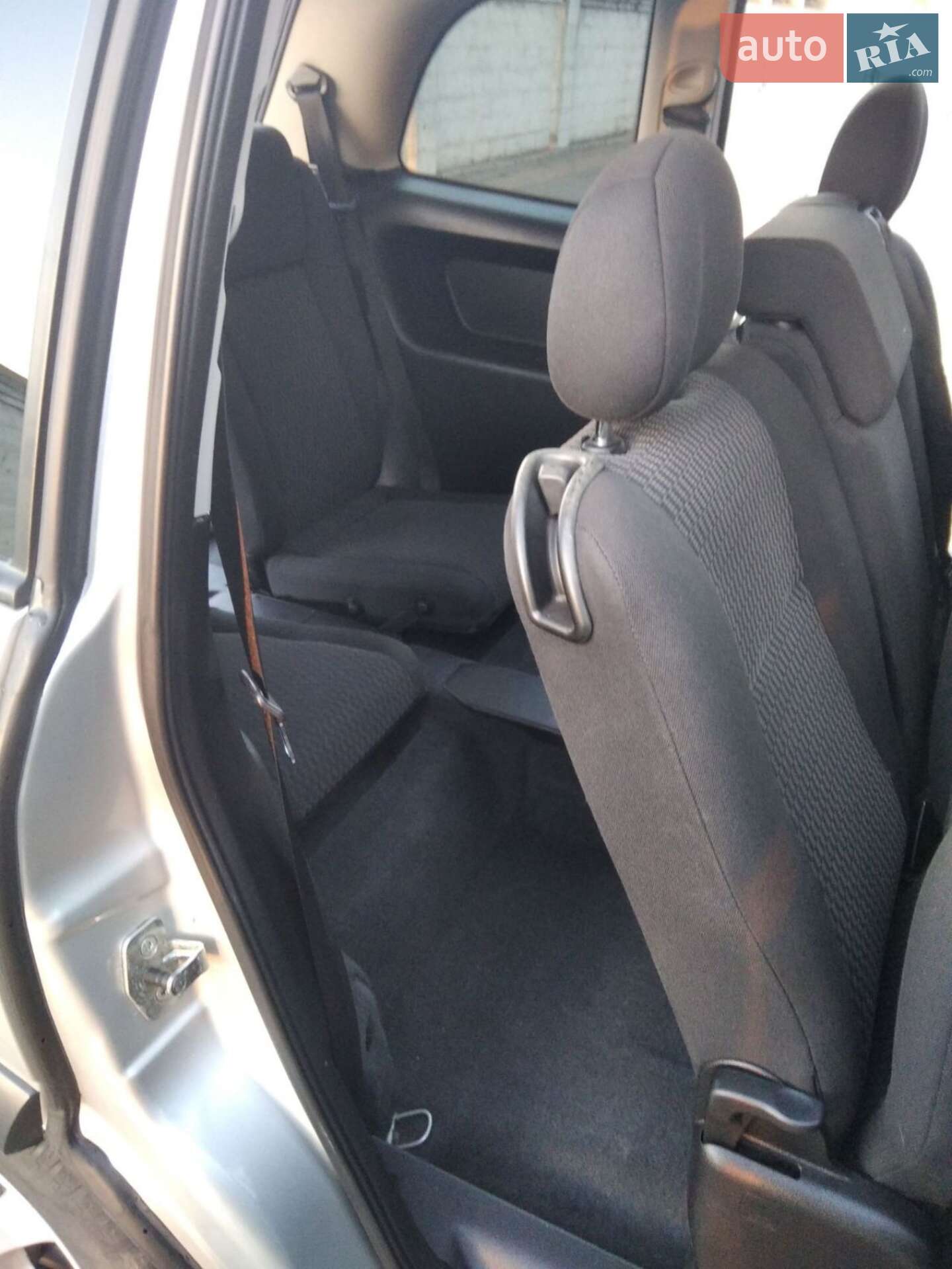Opel Zafira 2004 VIN W0L0TGF7542184008 фото оголошення 2 з 21