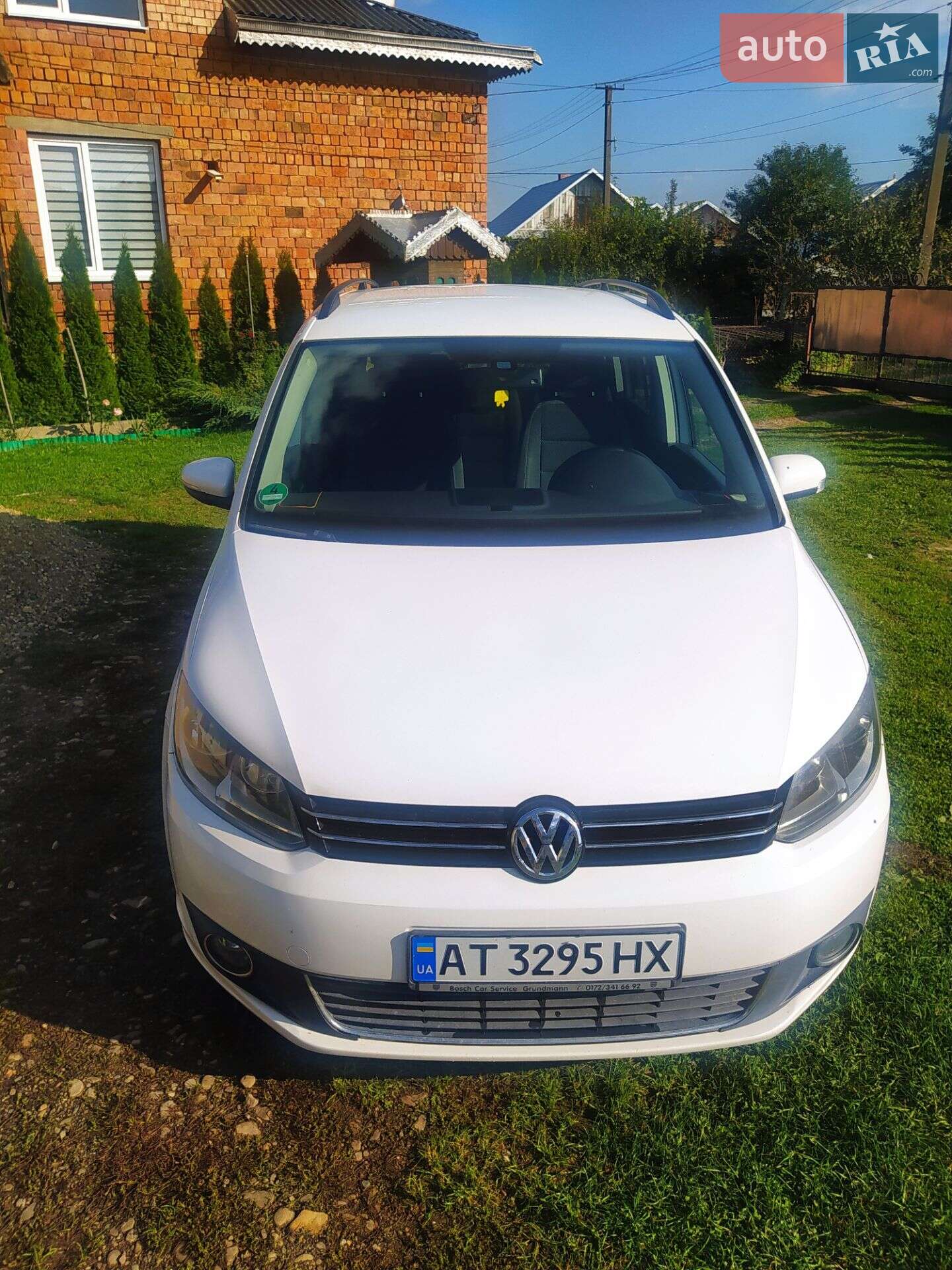 Volkswagen Touran 2010 VIN WVGZZZ1TZBW029143 фото оголошення 2 з 8