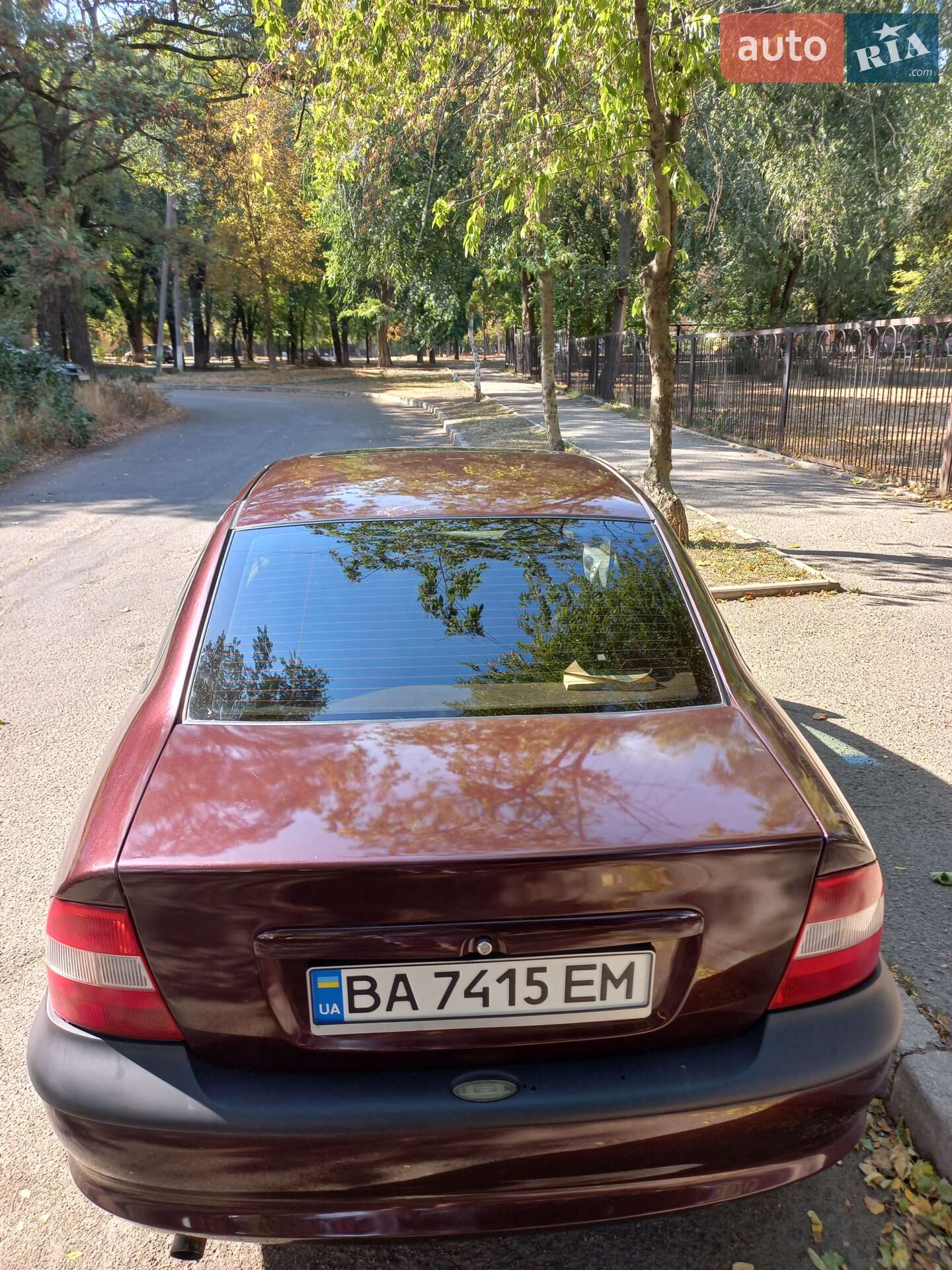 Opel Vectra 1996 VIN W0L000036T5071798 фото оголошення 27 з 31