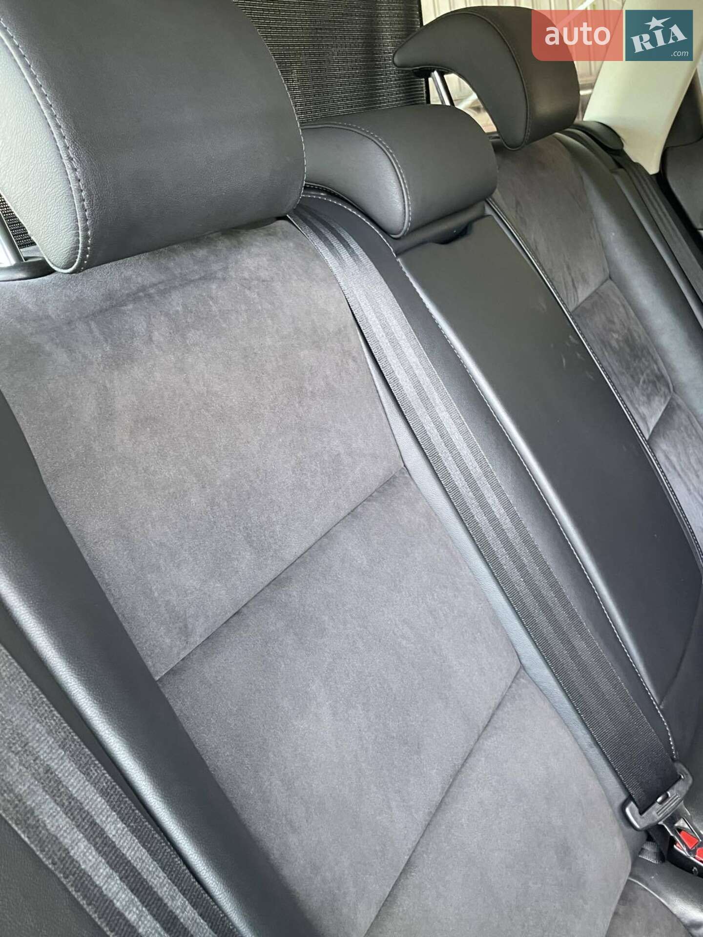 Audi A6 Allroad 2011 VIN WAUZZZ4FXBN077123 фото оголошення 123 з 173