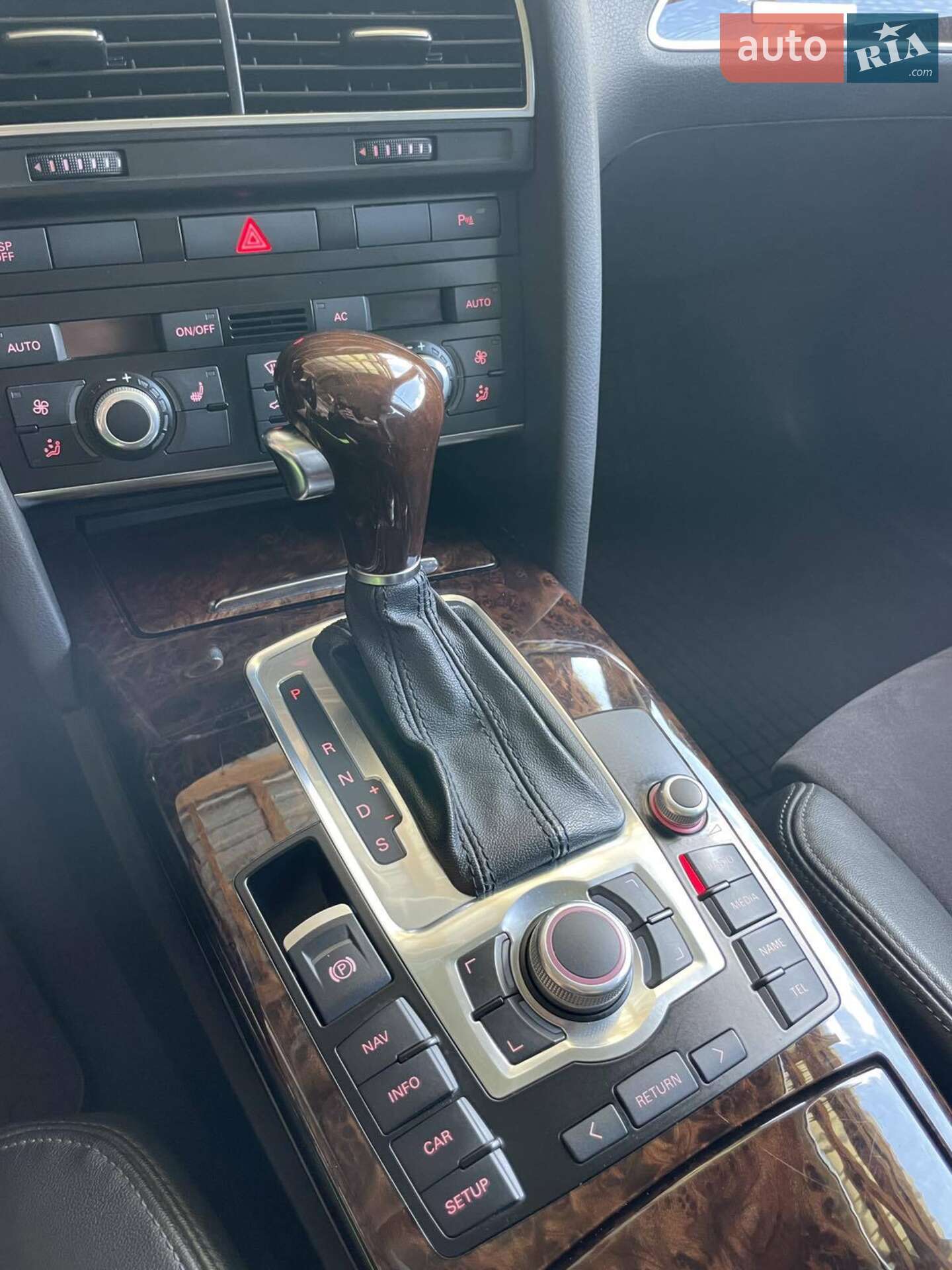 Audi A6 Allroad 2011 VIN WAUZZZ4FXBN077123 фото оголошення 156 з 173
