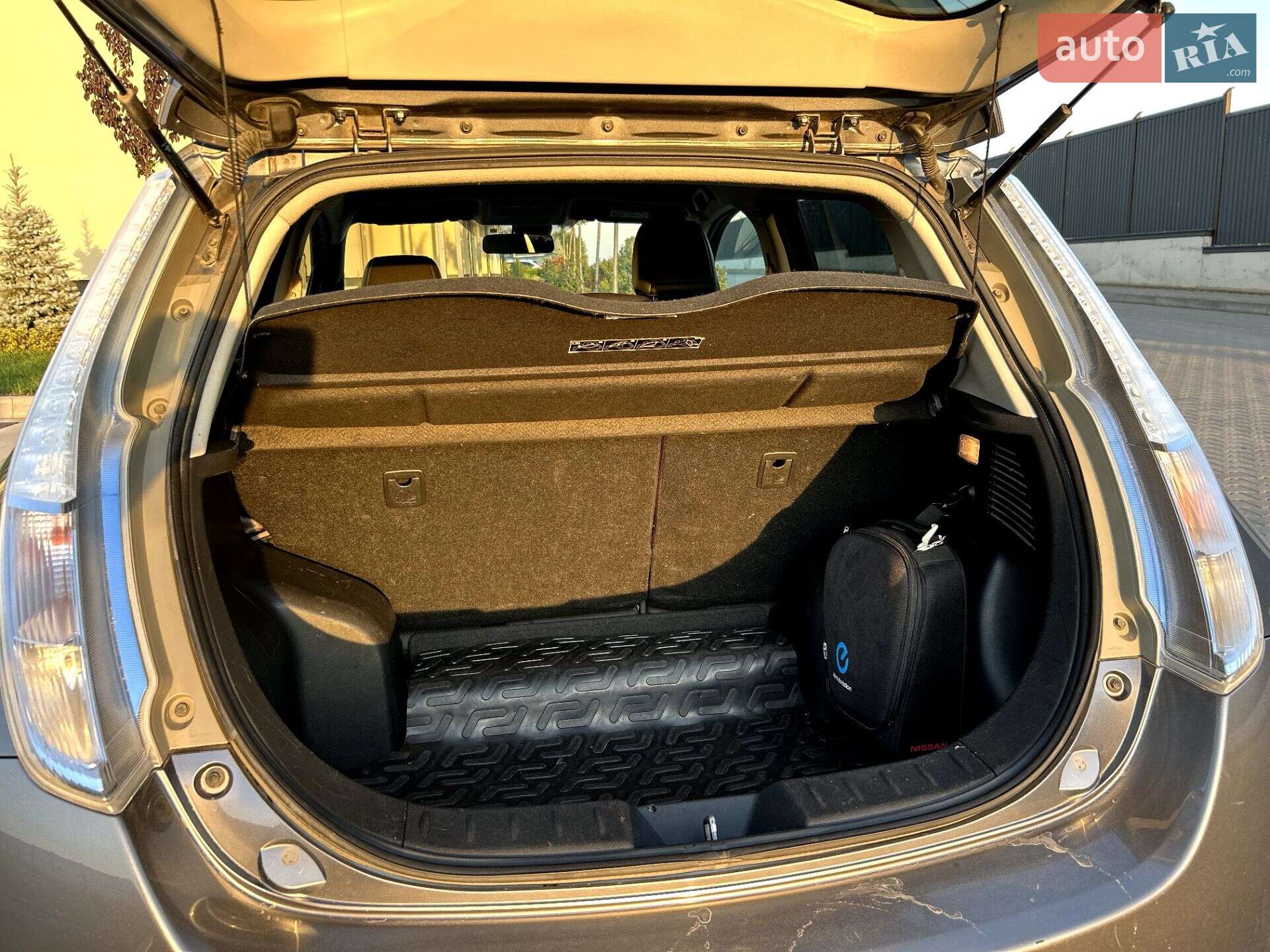 Nissan Leaf 2014 VIN SJNFAAZE0U6010186 фото оголошення 34 з 53