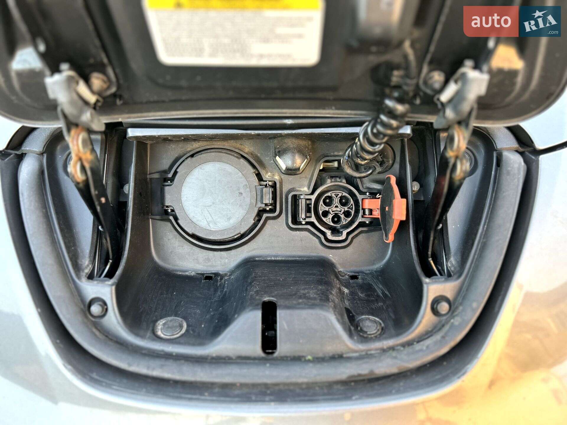 Nissan Leaf 2014 VIN SJNFAAZE0U6010186 фото оголошення 40 з 53