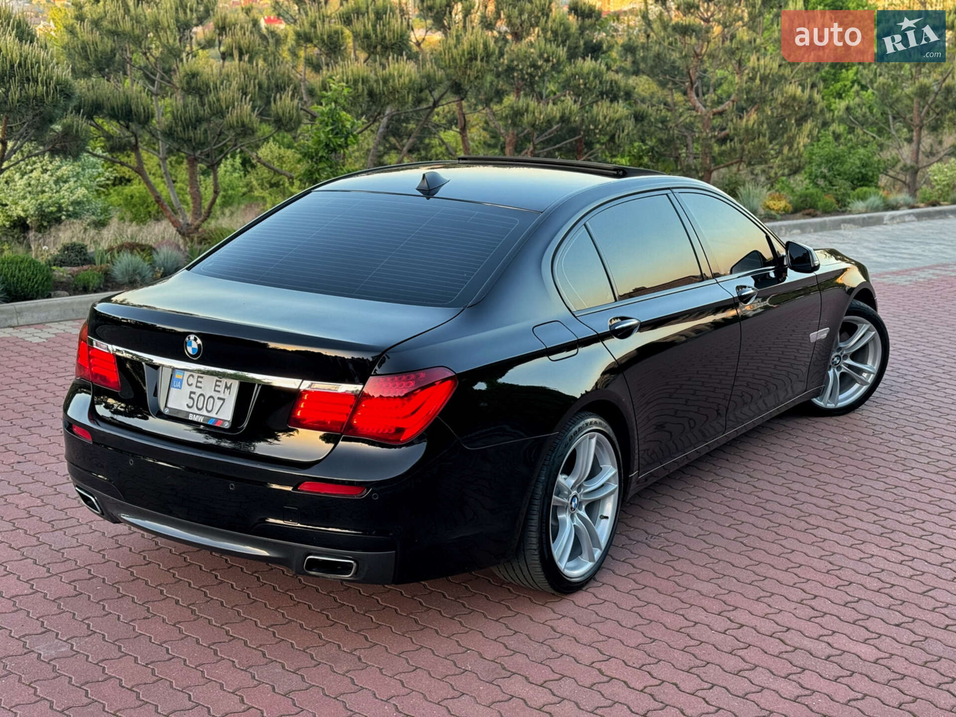 BMW 7 Series 2013 VIN WBAYE4C54ED138110 фото оголошення 3 з 71